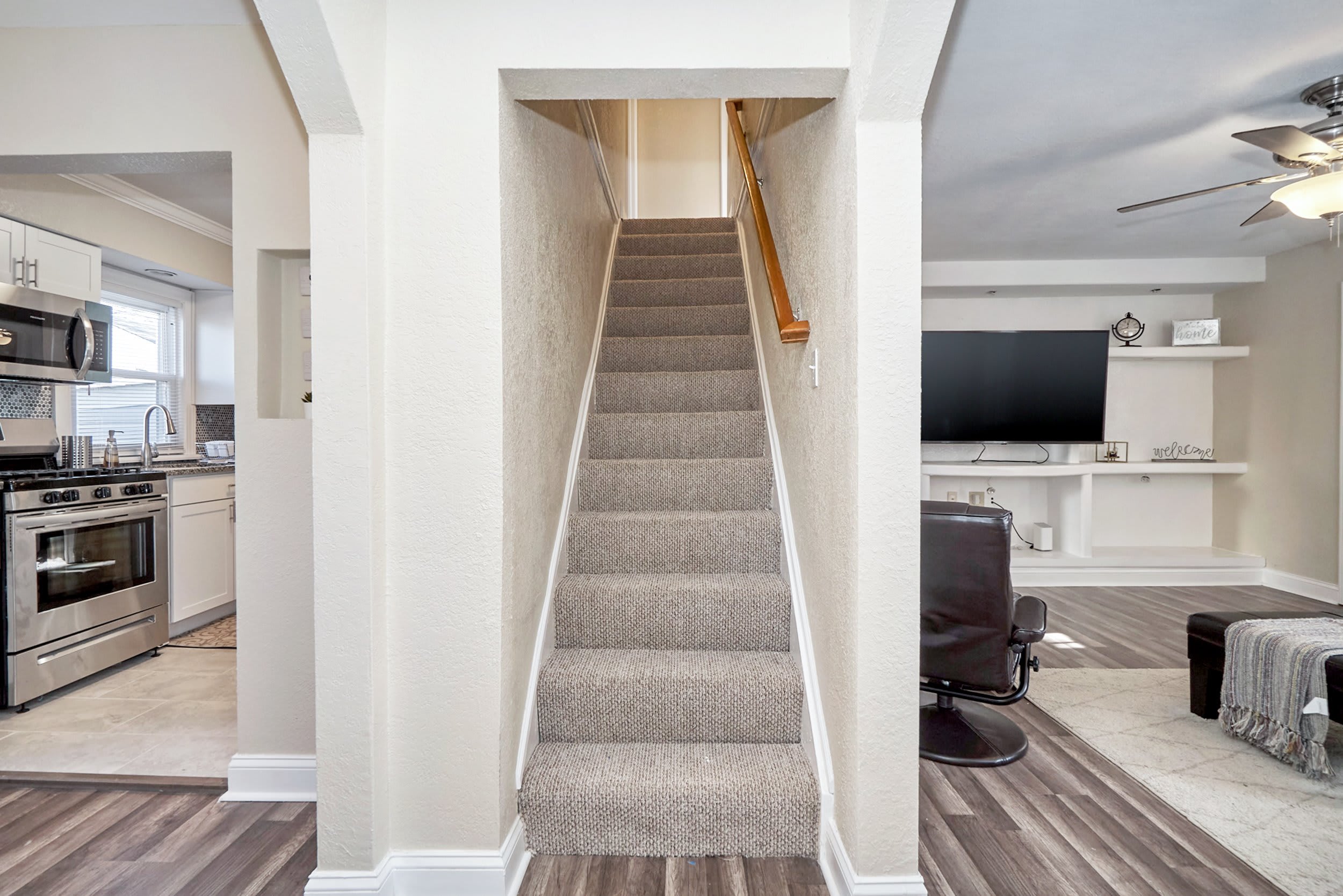 2210 Silbert Road – photo 4