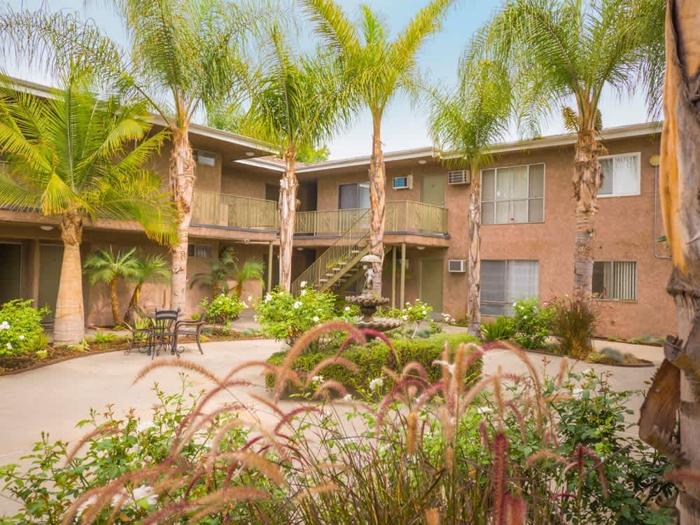 6736 Cleon Ave – photo 3