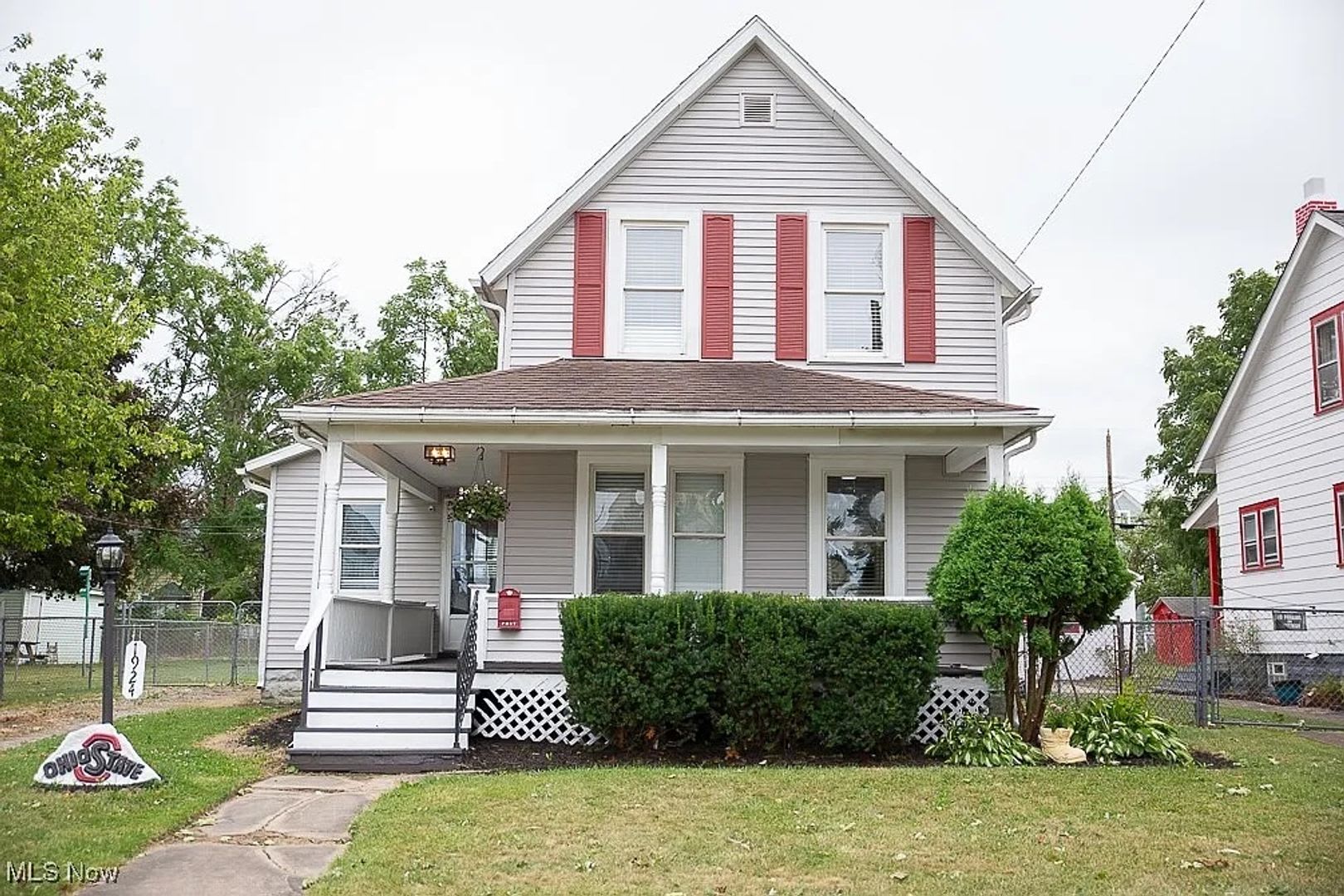 4BD/ 1BA- Lorain: First Month Rent and Security Deposit HALF OFF! – photo 1