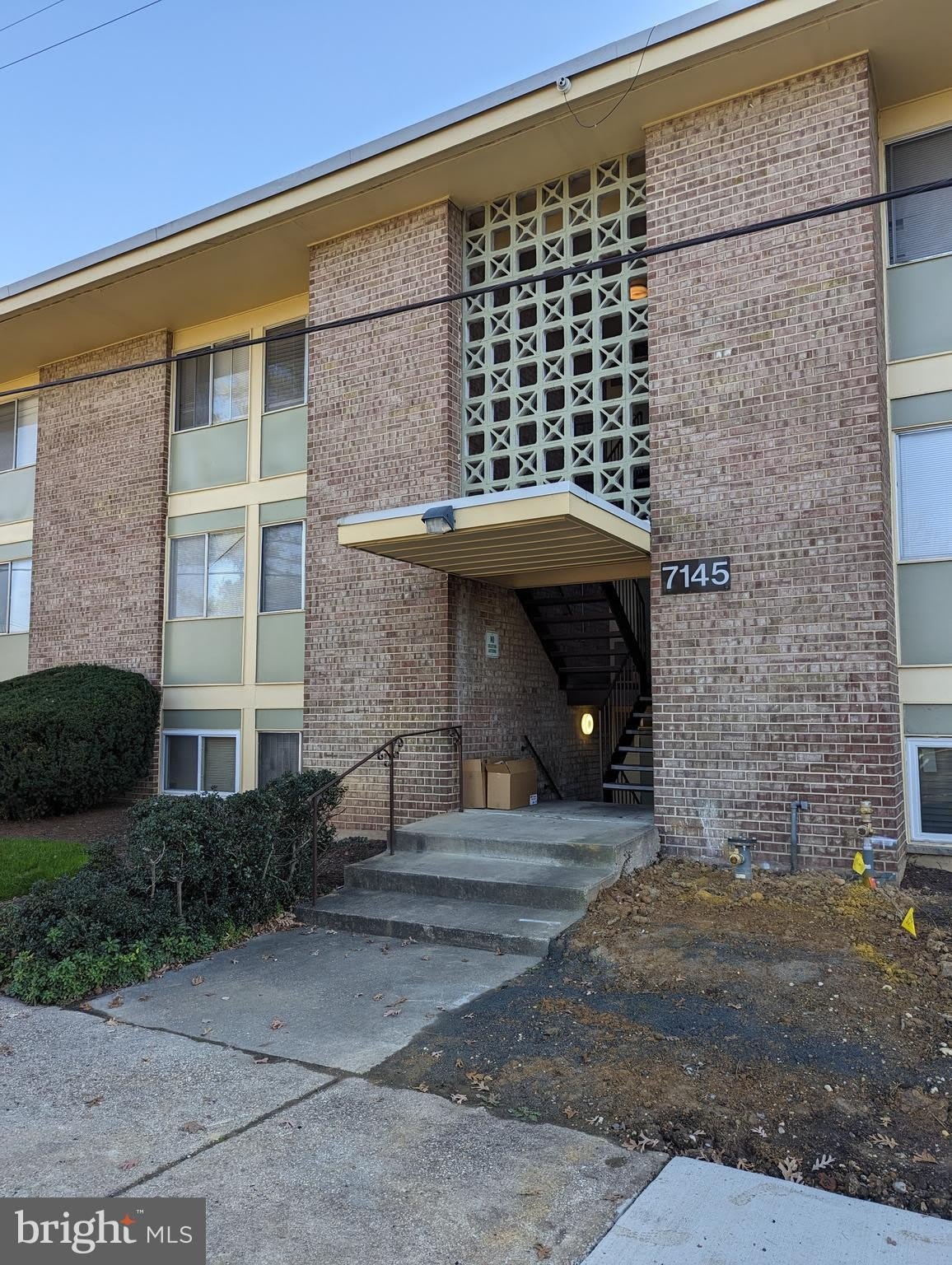 7145 DONNELL Place – photo 2