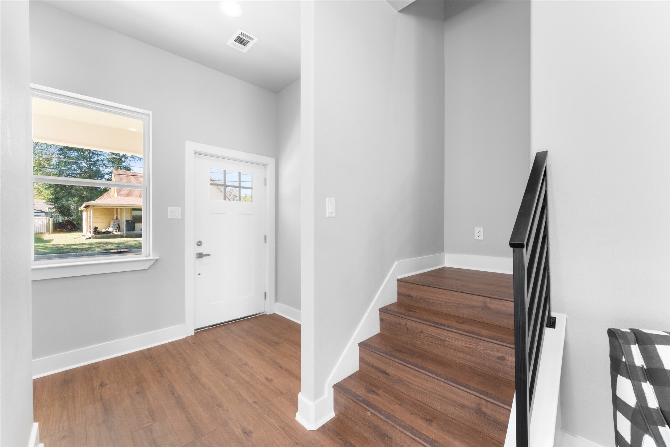 612 1/2 N Robinson Street – photo 3