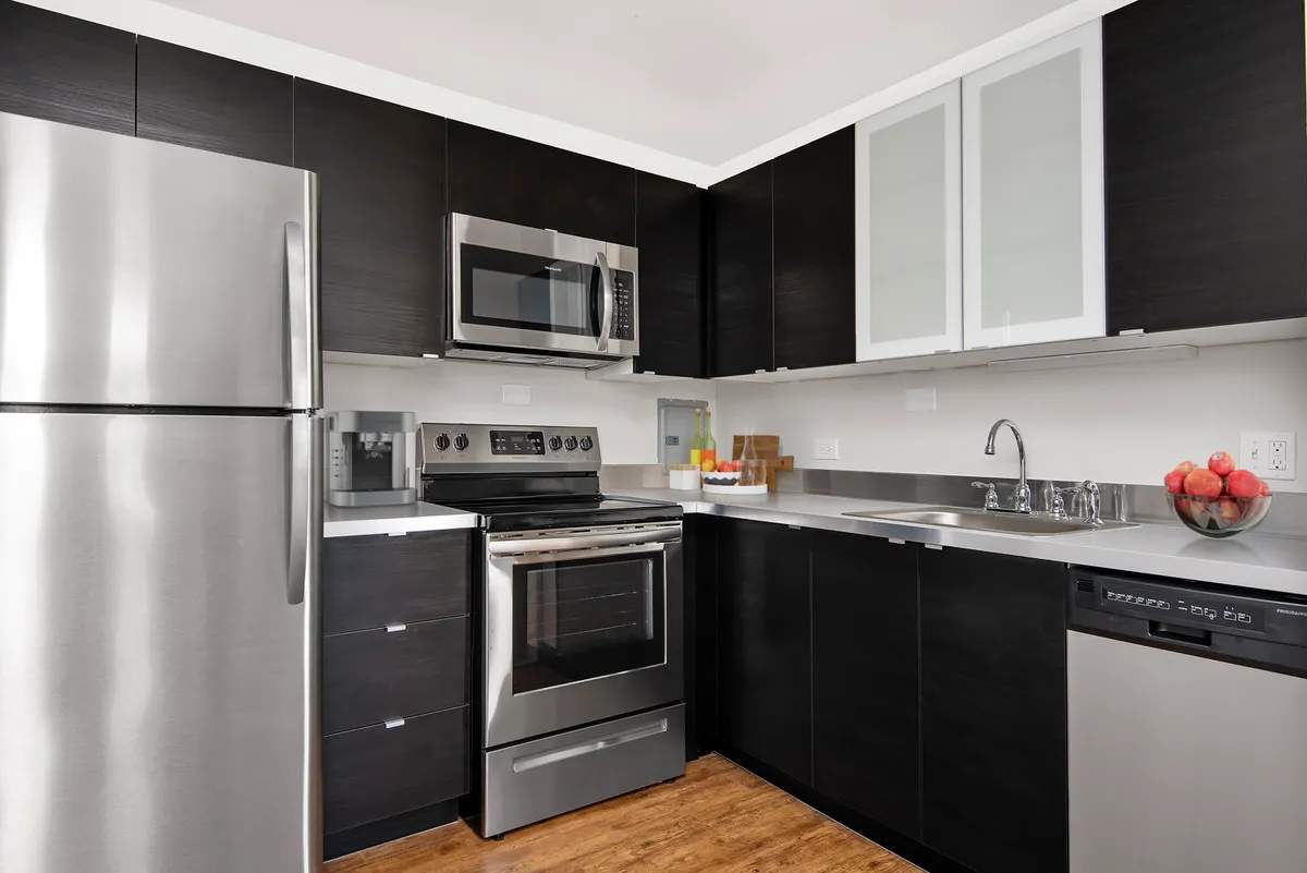 55 West Chestnut – photo 5