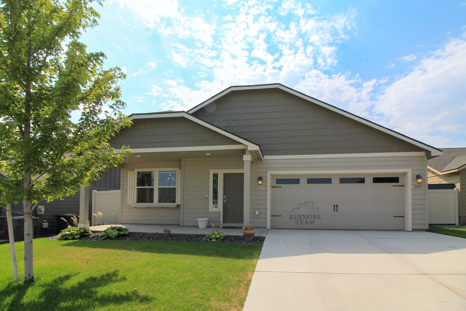3 Bedroom, 2 Bath Home in Richland – photo 1
