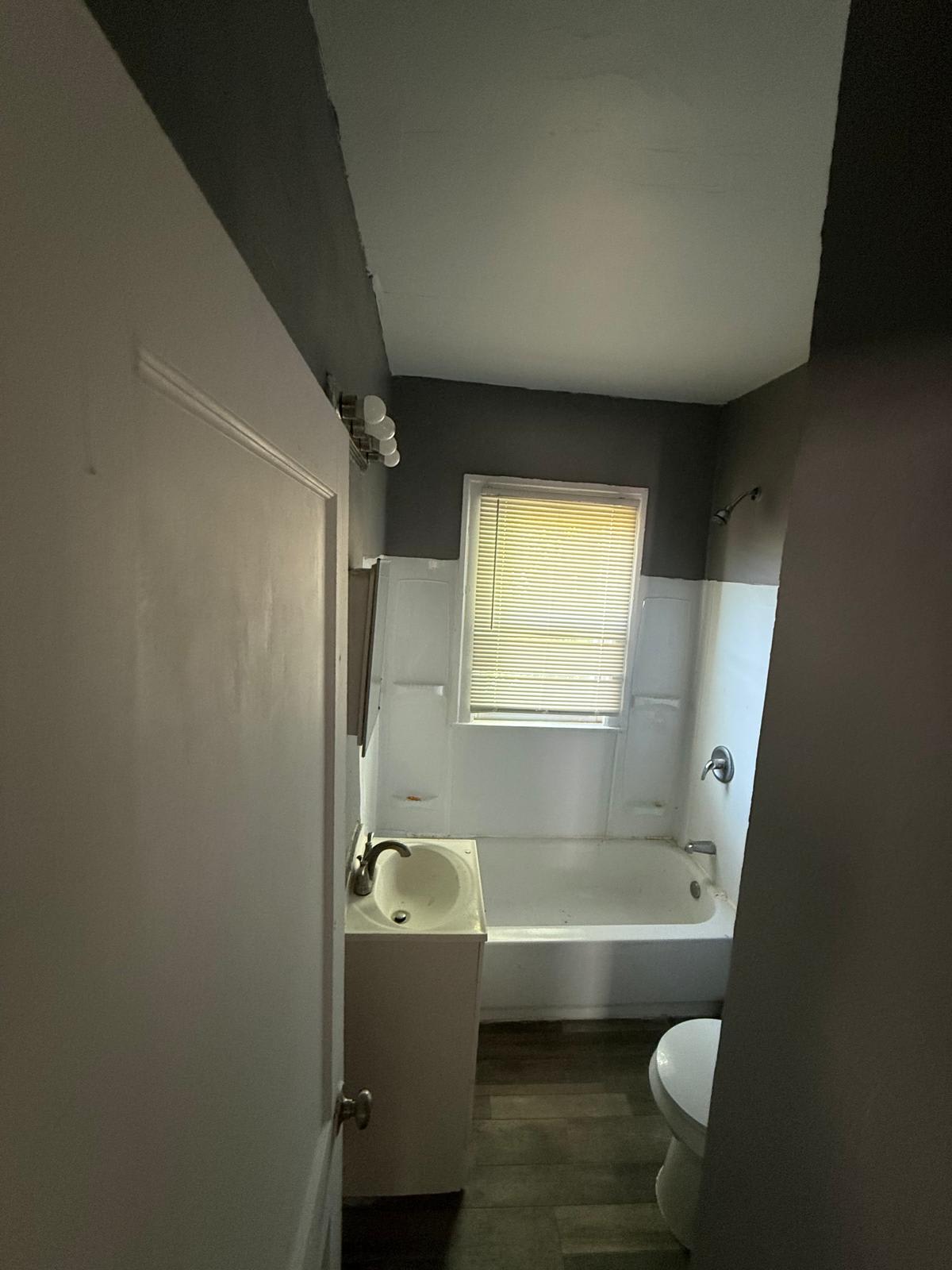 5517 Hillsboro Street – photo 2