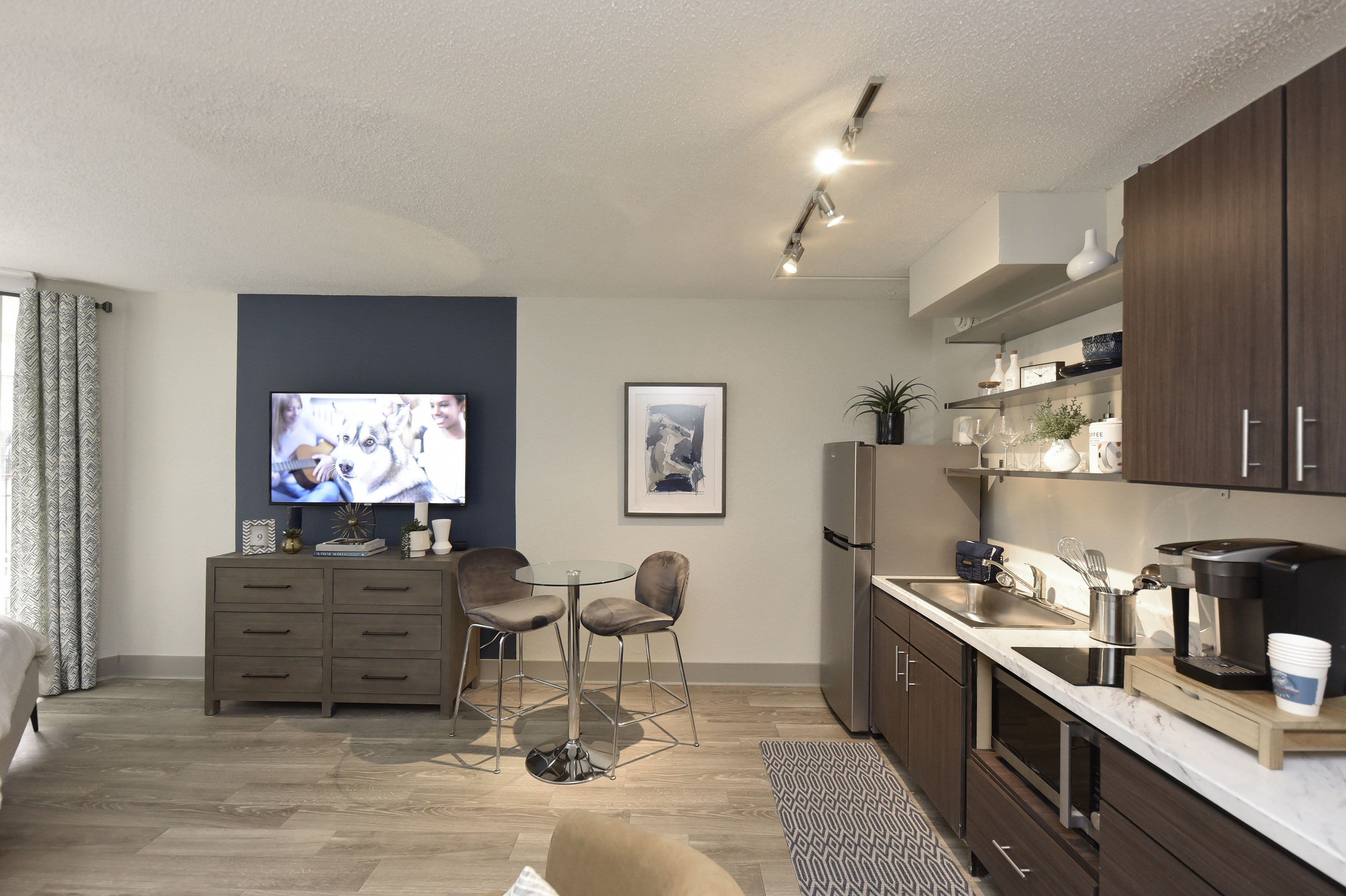 Passenger Flats – photo 4
