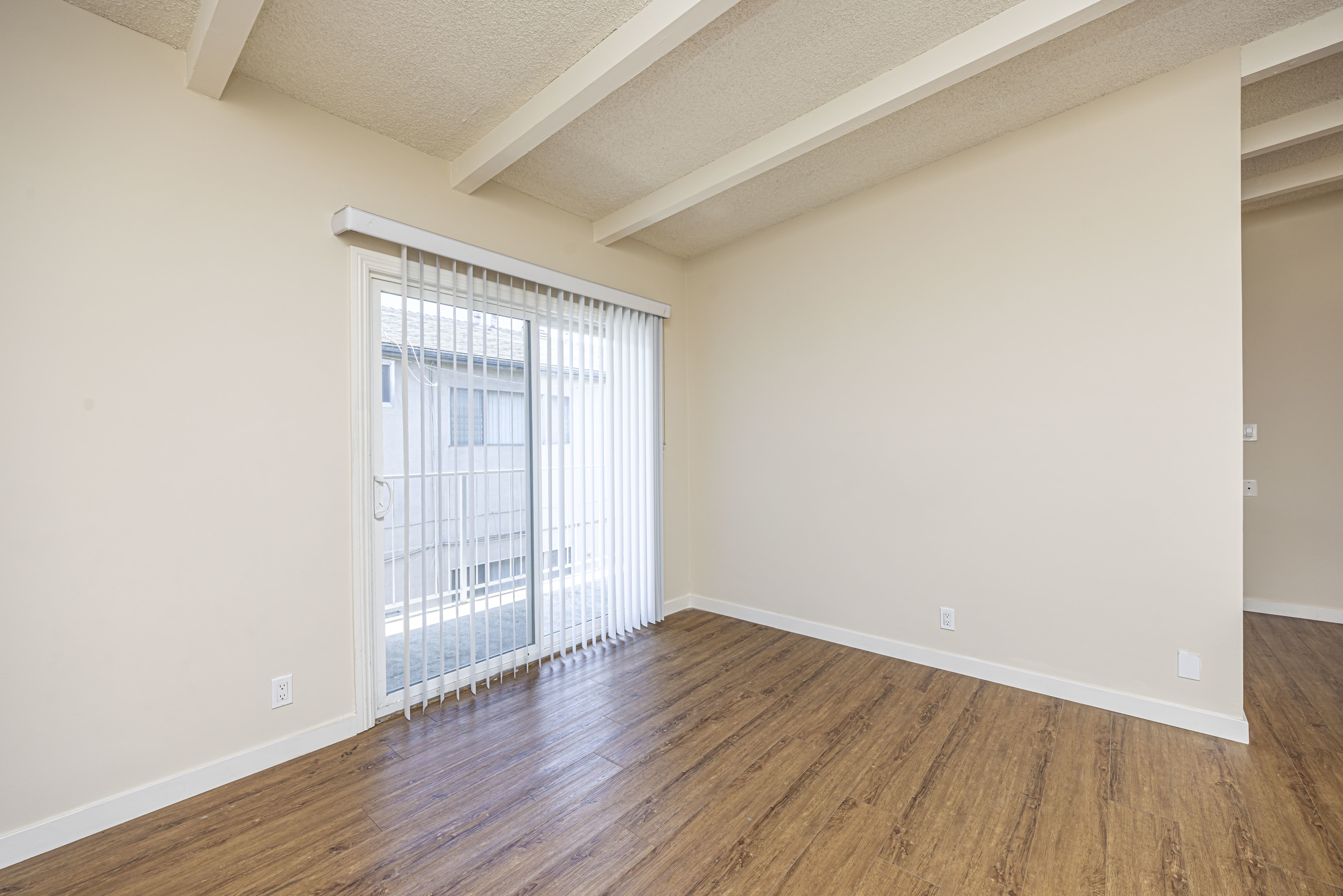 3722 Mentone Ave – photo 5