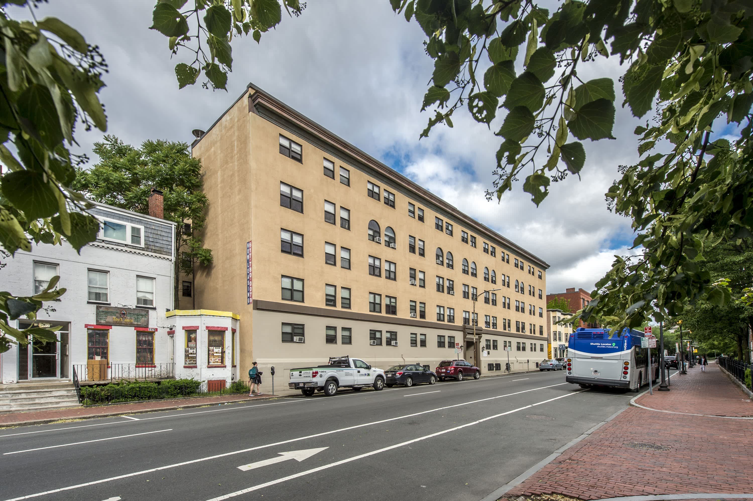 Longfellow Apartments – photo 4