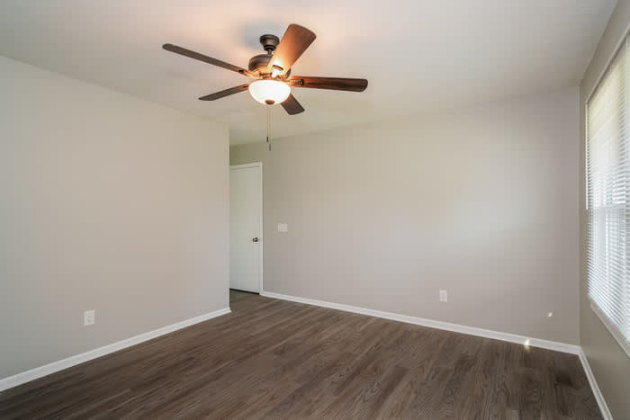 5219 Heathwood Drive – photo 3