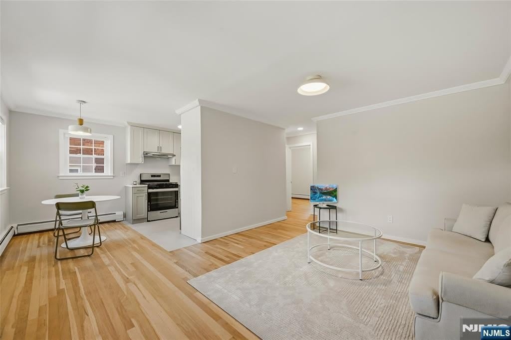 901 Washington Drive – photo 2