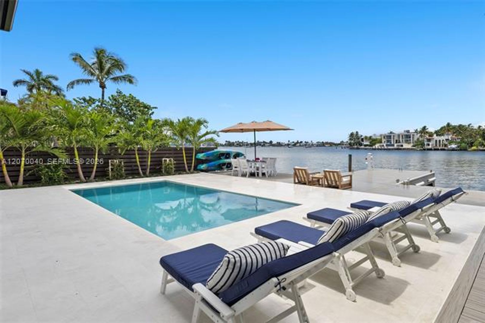 257 N Coconut Ln 257 Miami Beach Fl 33139 – photo 3