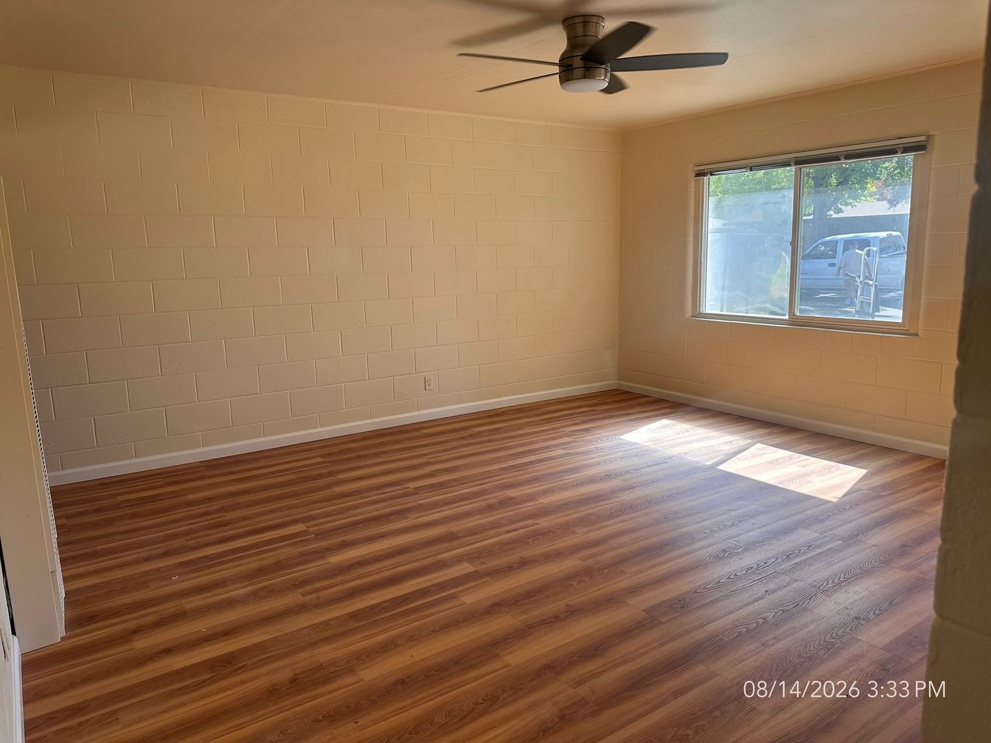 Updated 2 Bedroom – photo 3