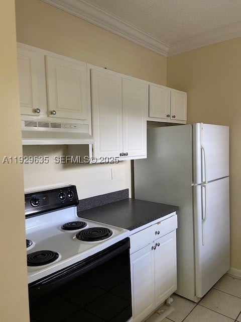 1731 NW 96th Ter – photo 2