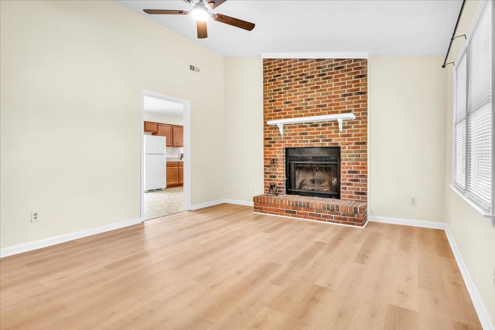 1019 Blue Leaf Pl – photo 4