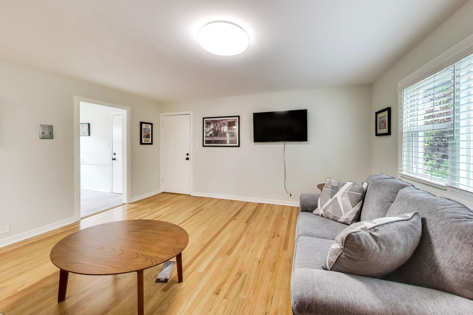 6407 N Normandy Avenue – photo 5