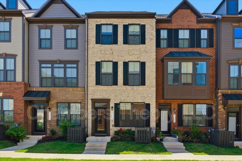 4322 Ellipse Terrace – photo 1