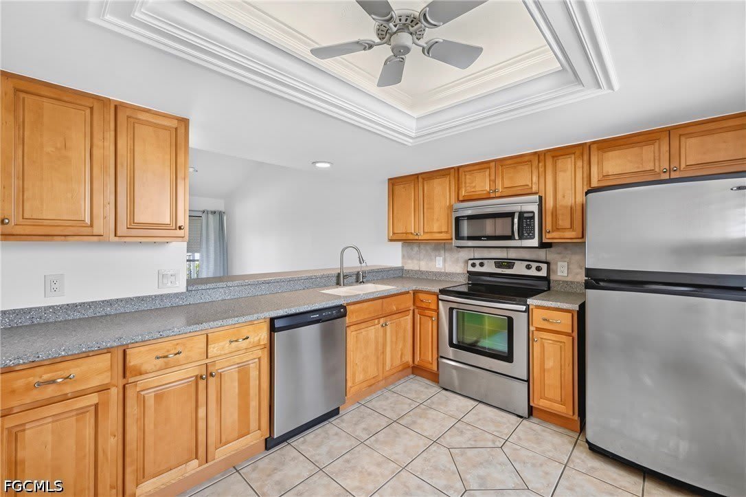 4708 SW 8th Place – photo 4
