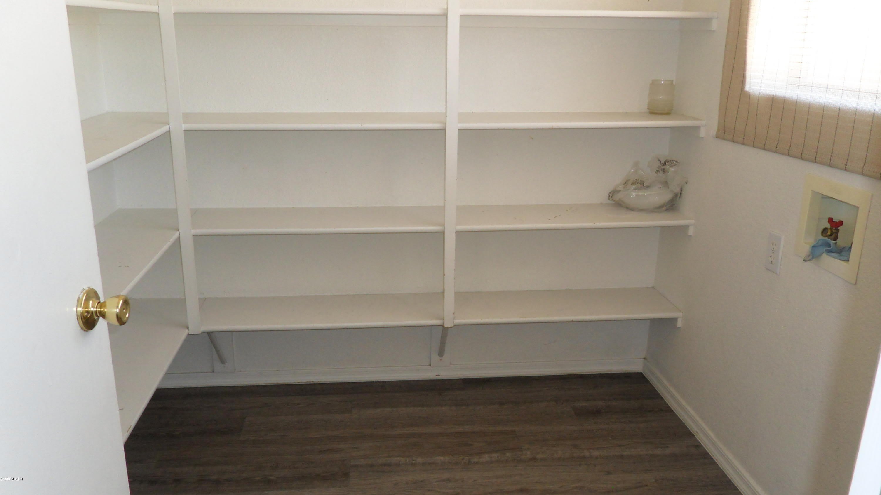 910 E Beth Drive – photo 5