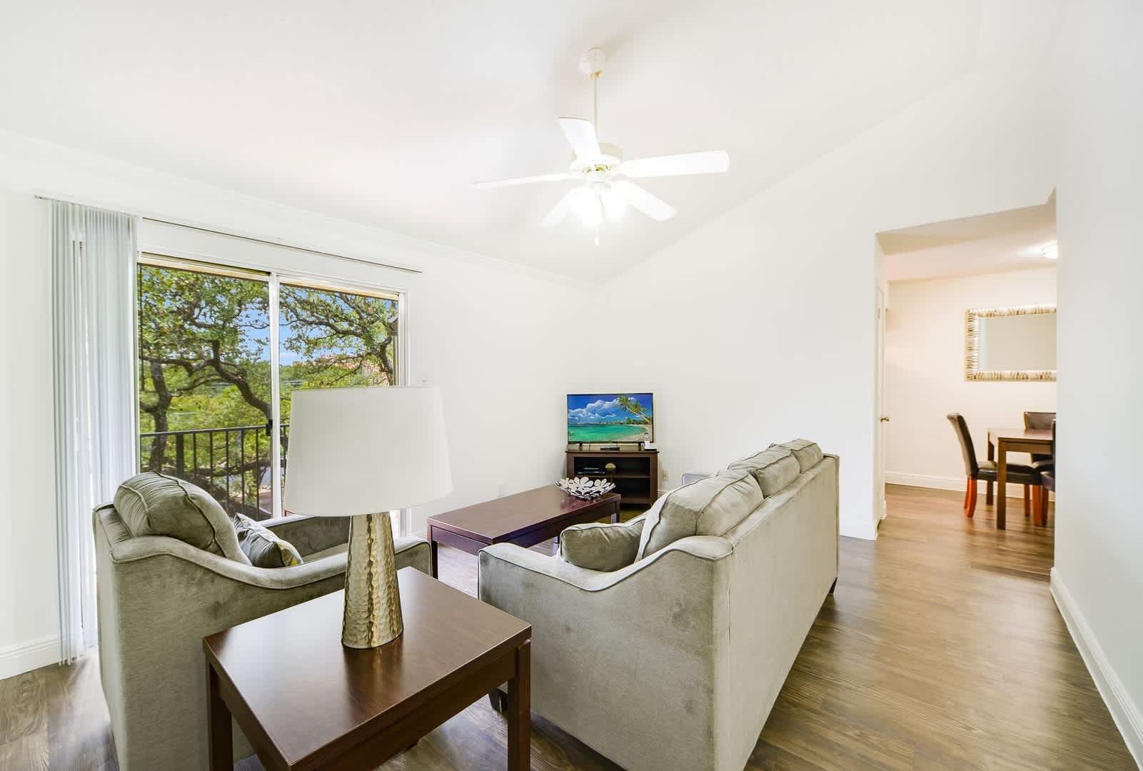 St. Edward's Apartments – photo 4