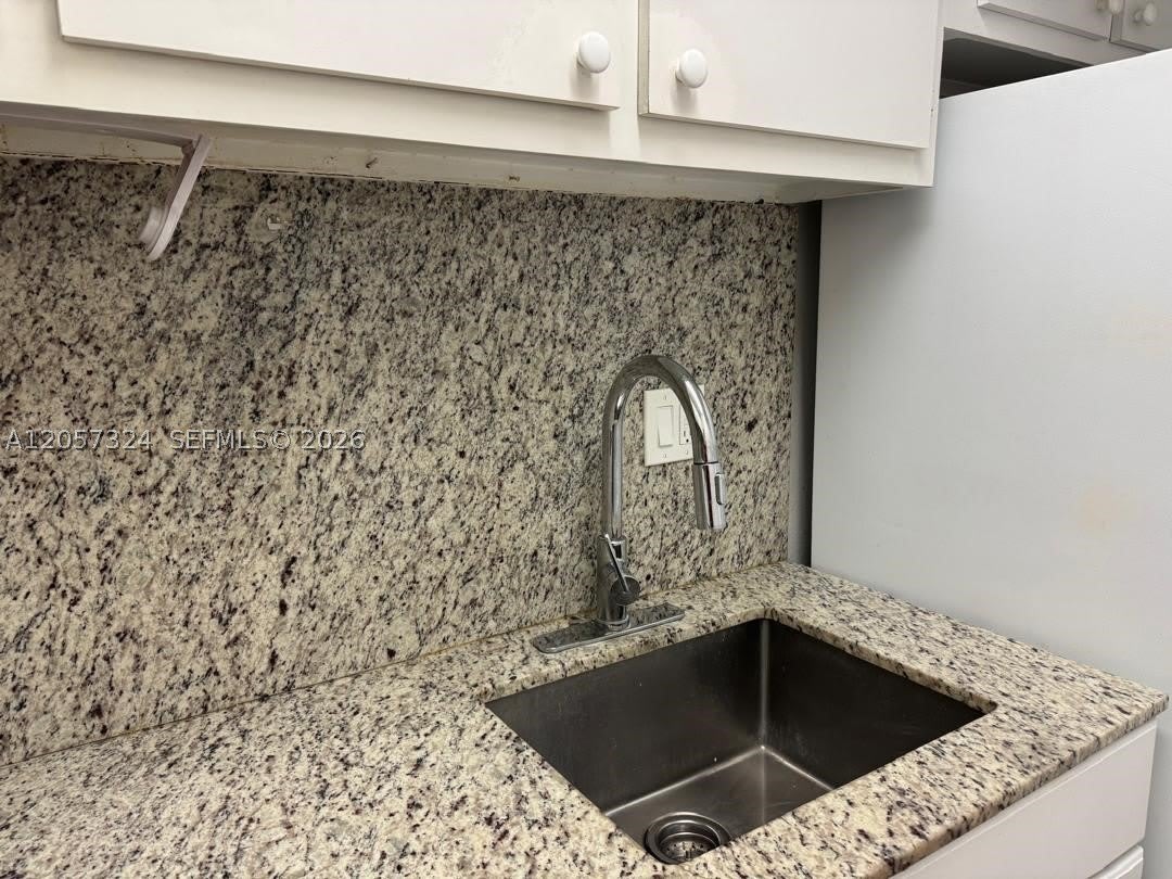 4725 NW 7th St – photo 2