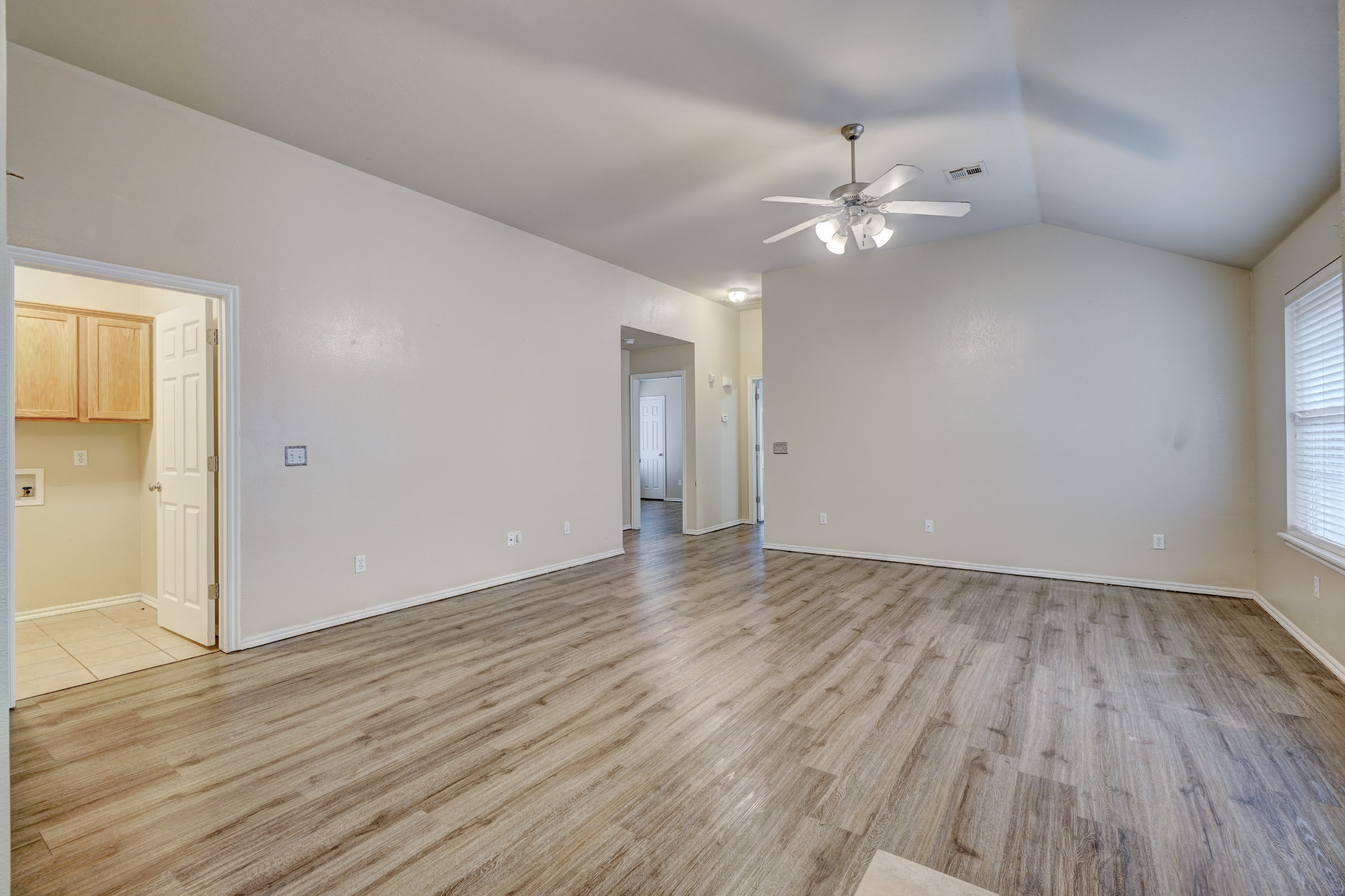 12324 Southwest 5th Street – photo 3