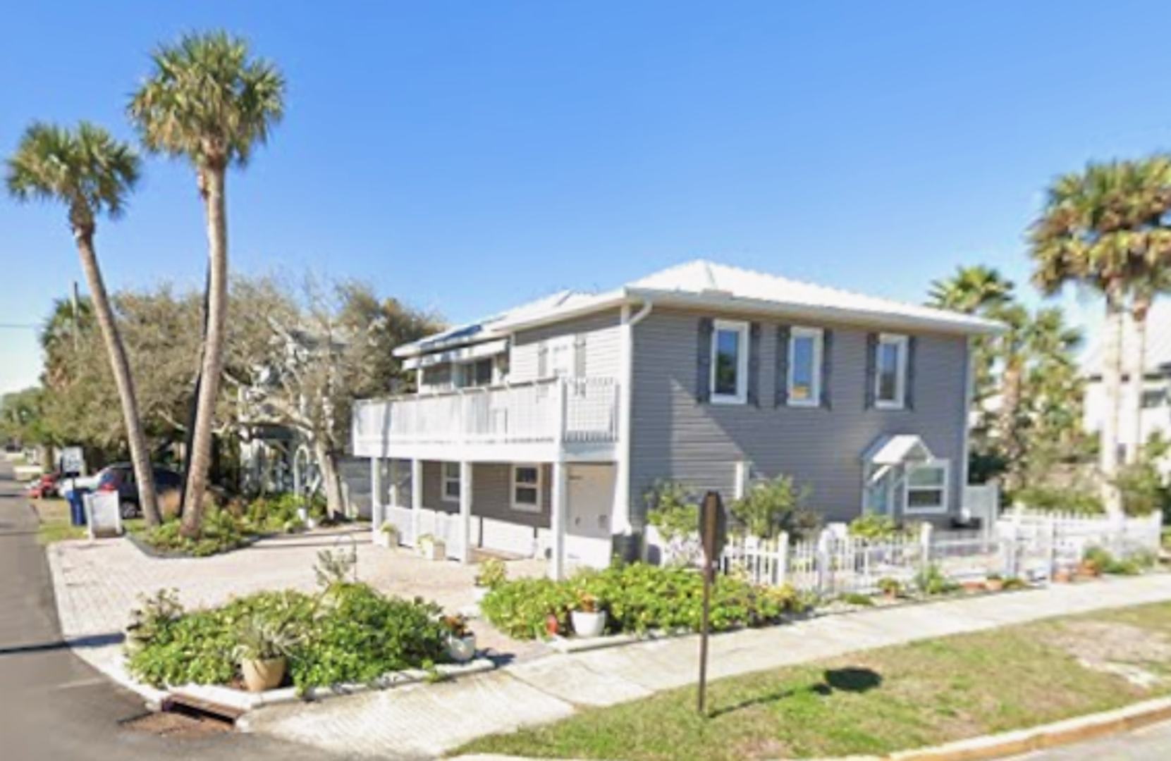 Close to the Beach – photo 2