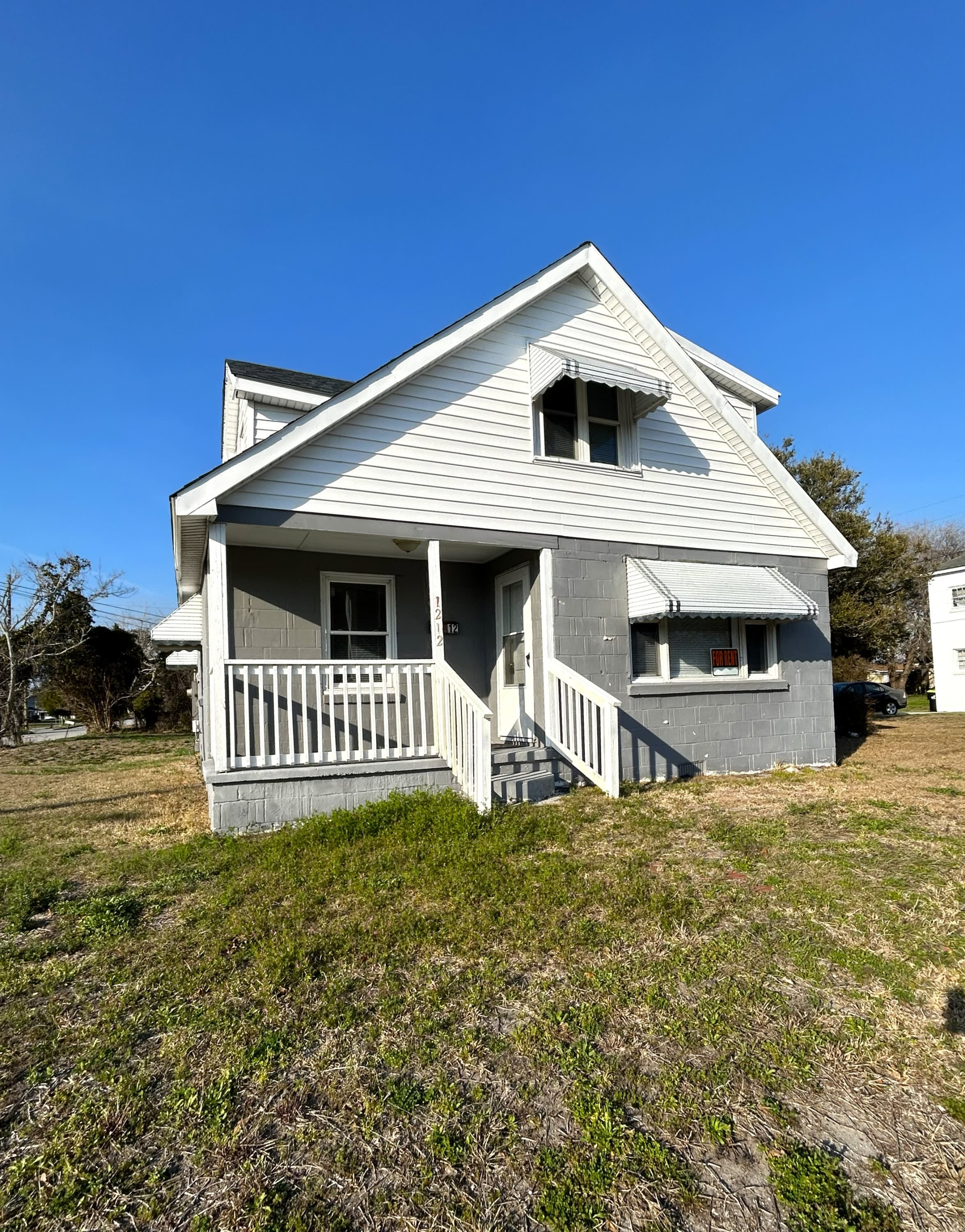 1212 Fisher Street – photo 2