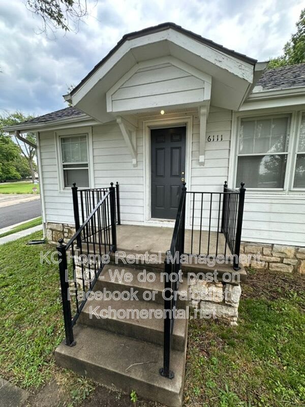 6111 Raytown Rd – photo 3