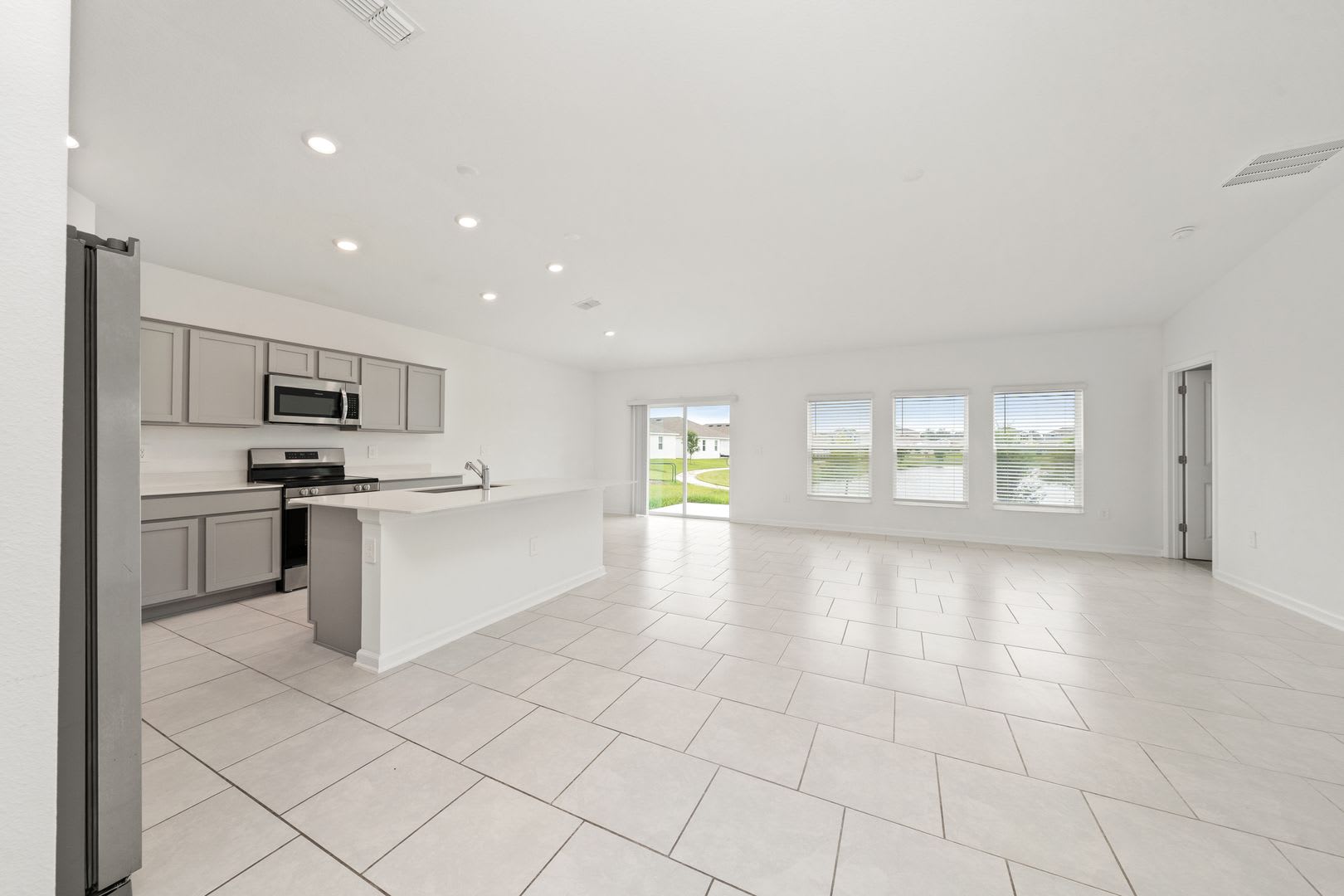 Knightsbridge Single Family Home – photo 4