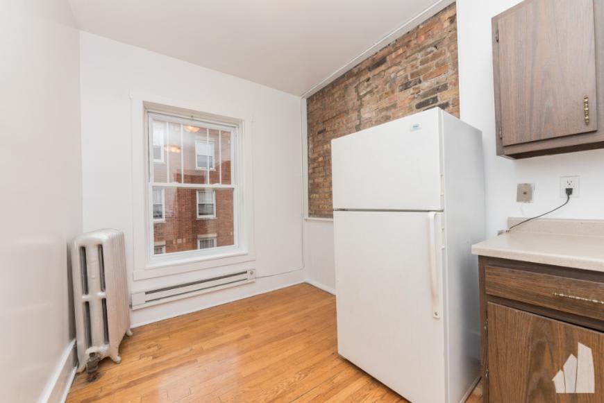 3451 West Cornelia Avenue – photo 2