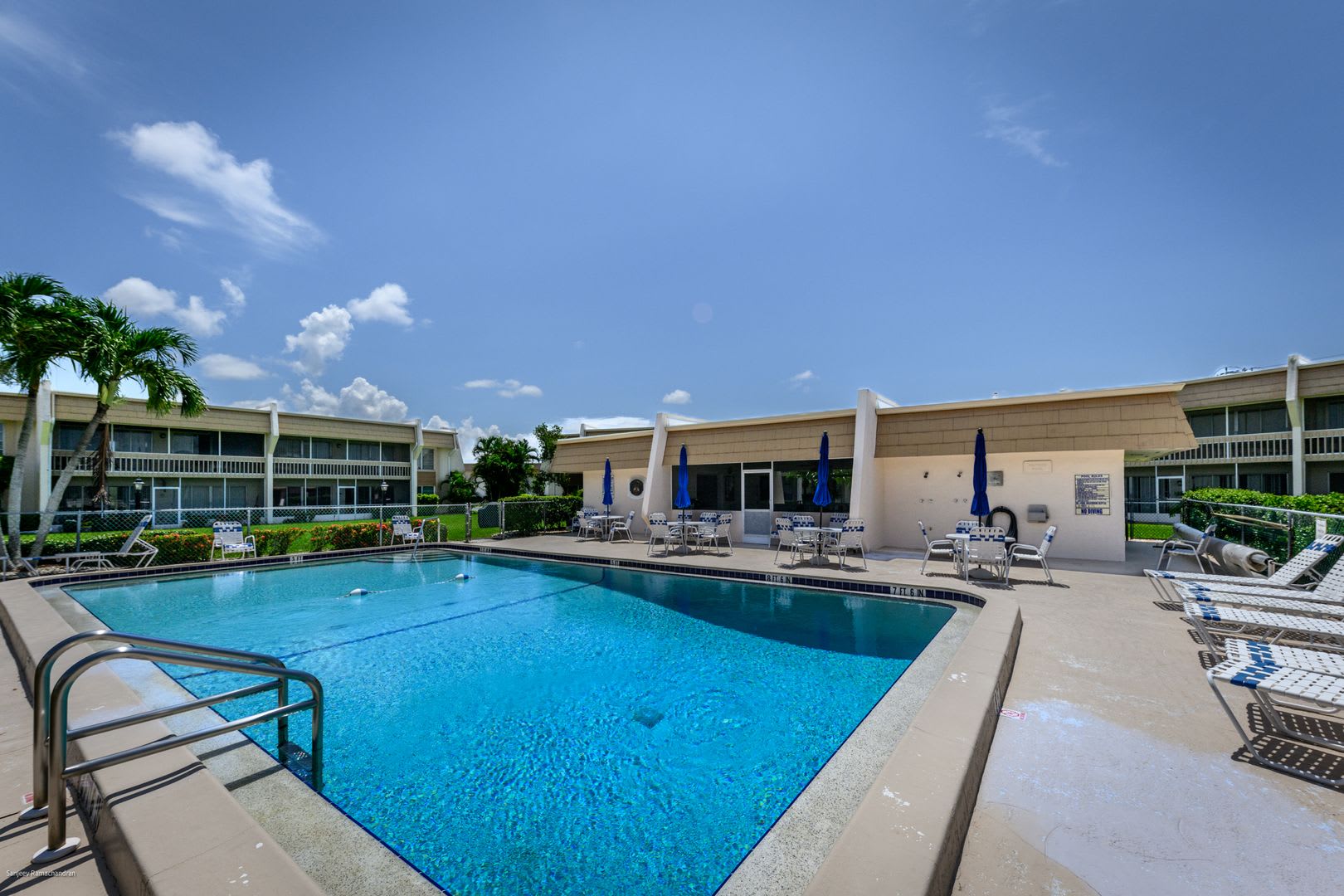 Annual Waterfront Rental Islander Point Spectacular Views Active Lifestyle – photo 3