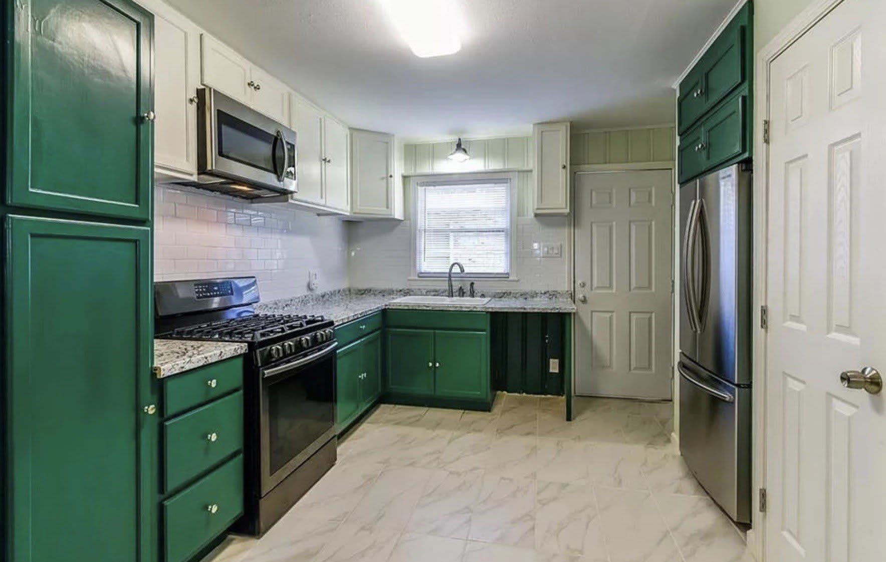 1508 N Highland Avenue – photo 3