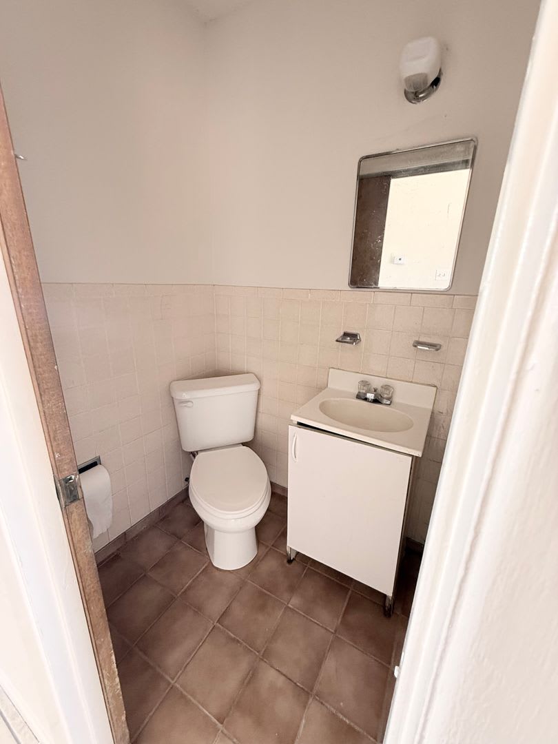 Retro Town House – photo 5