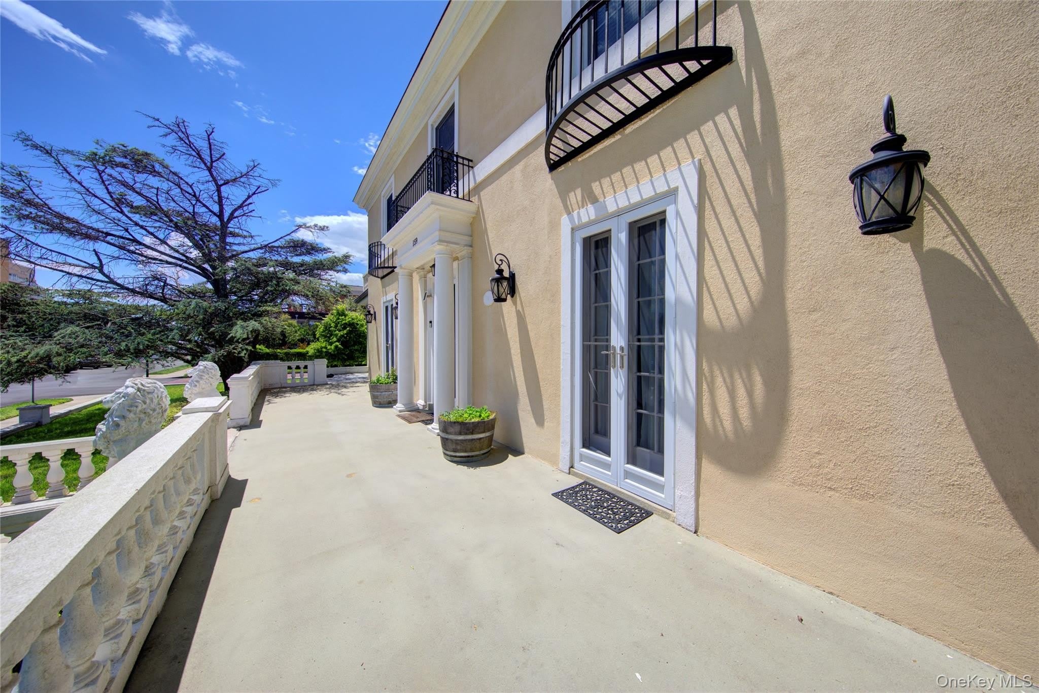 159 Magnolia Boulevard – photo 5