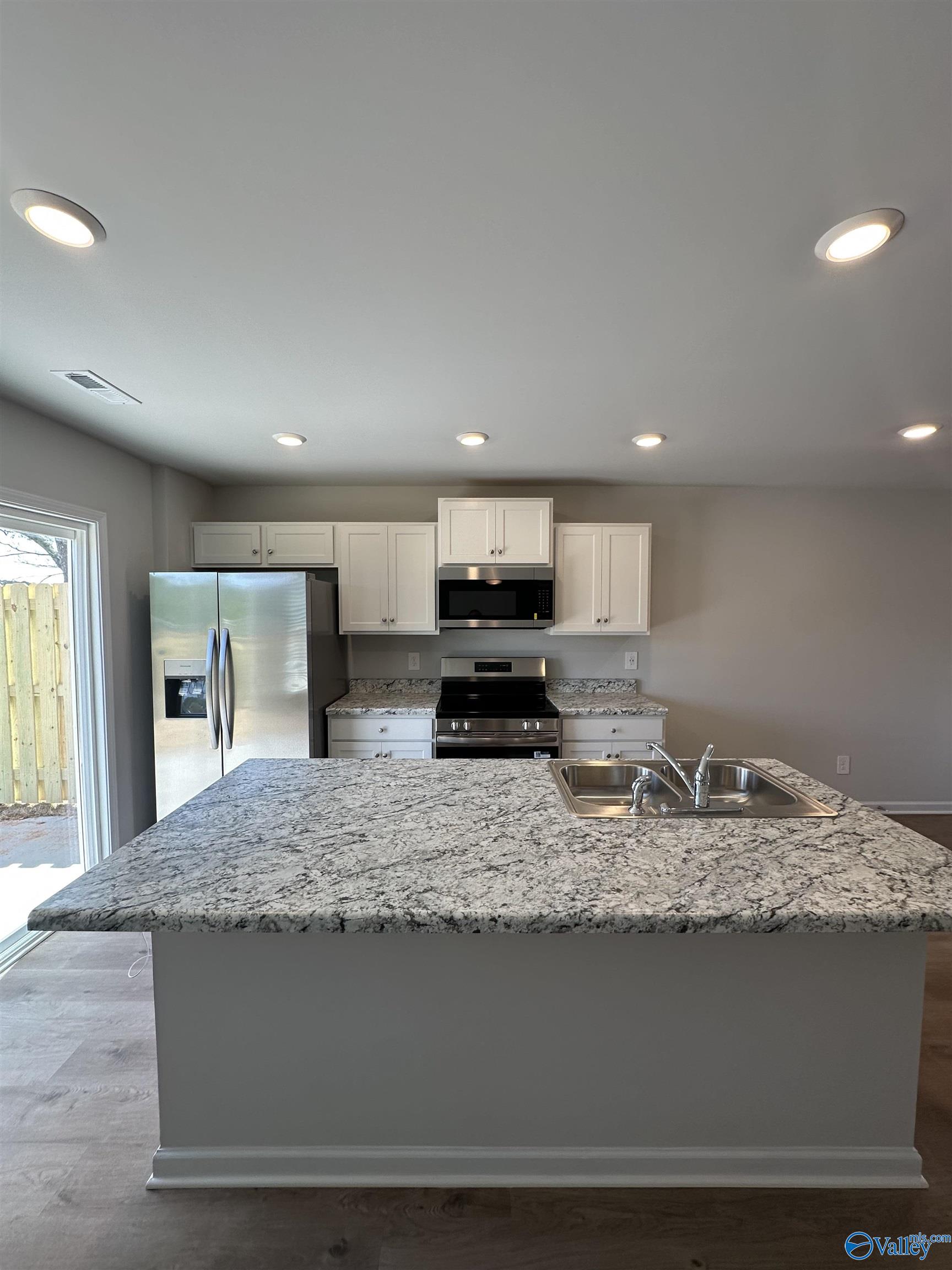 4113 Hudson Court Southwest – photo 3