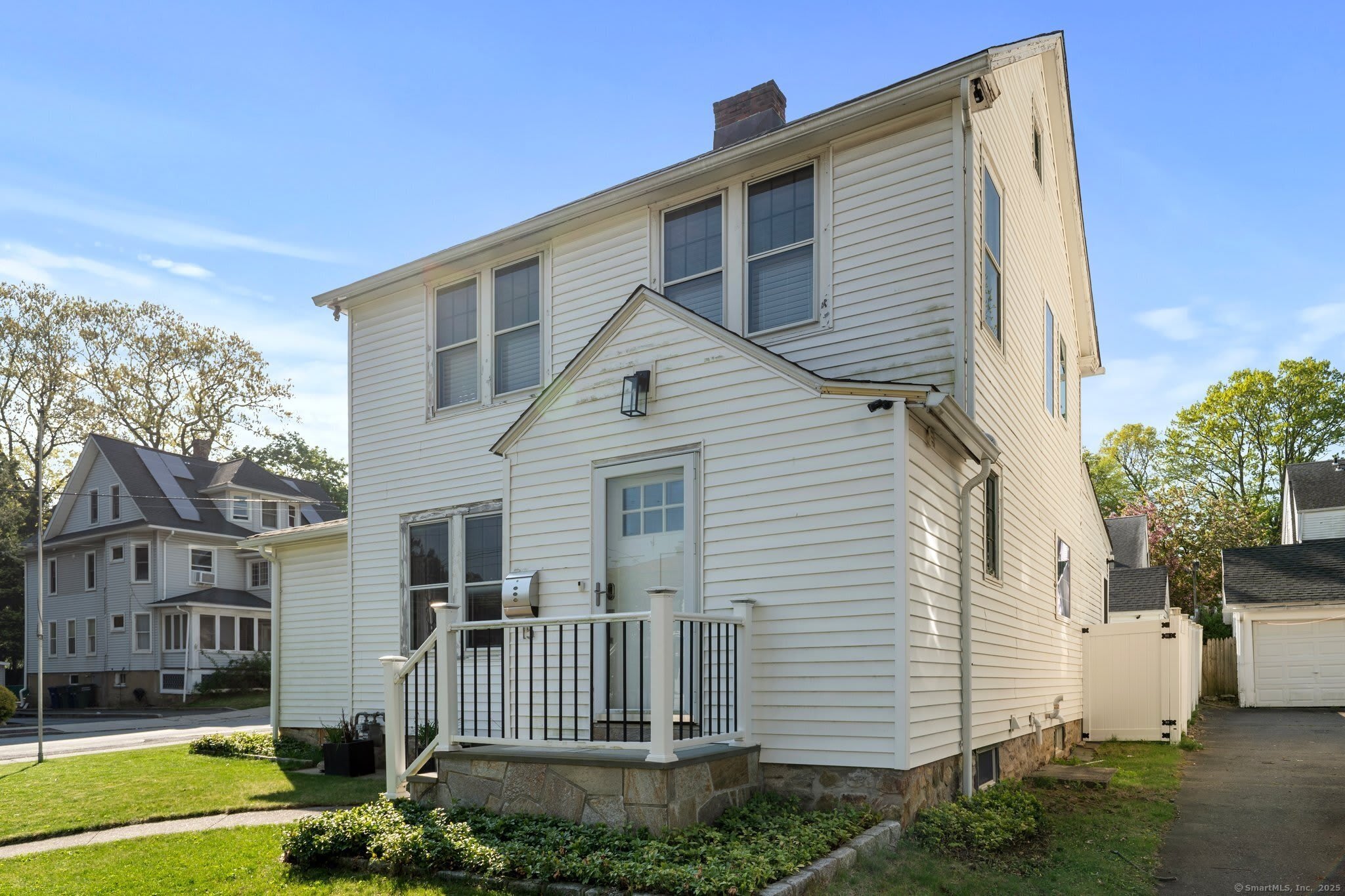 15 Overland Avenue – photo 4