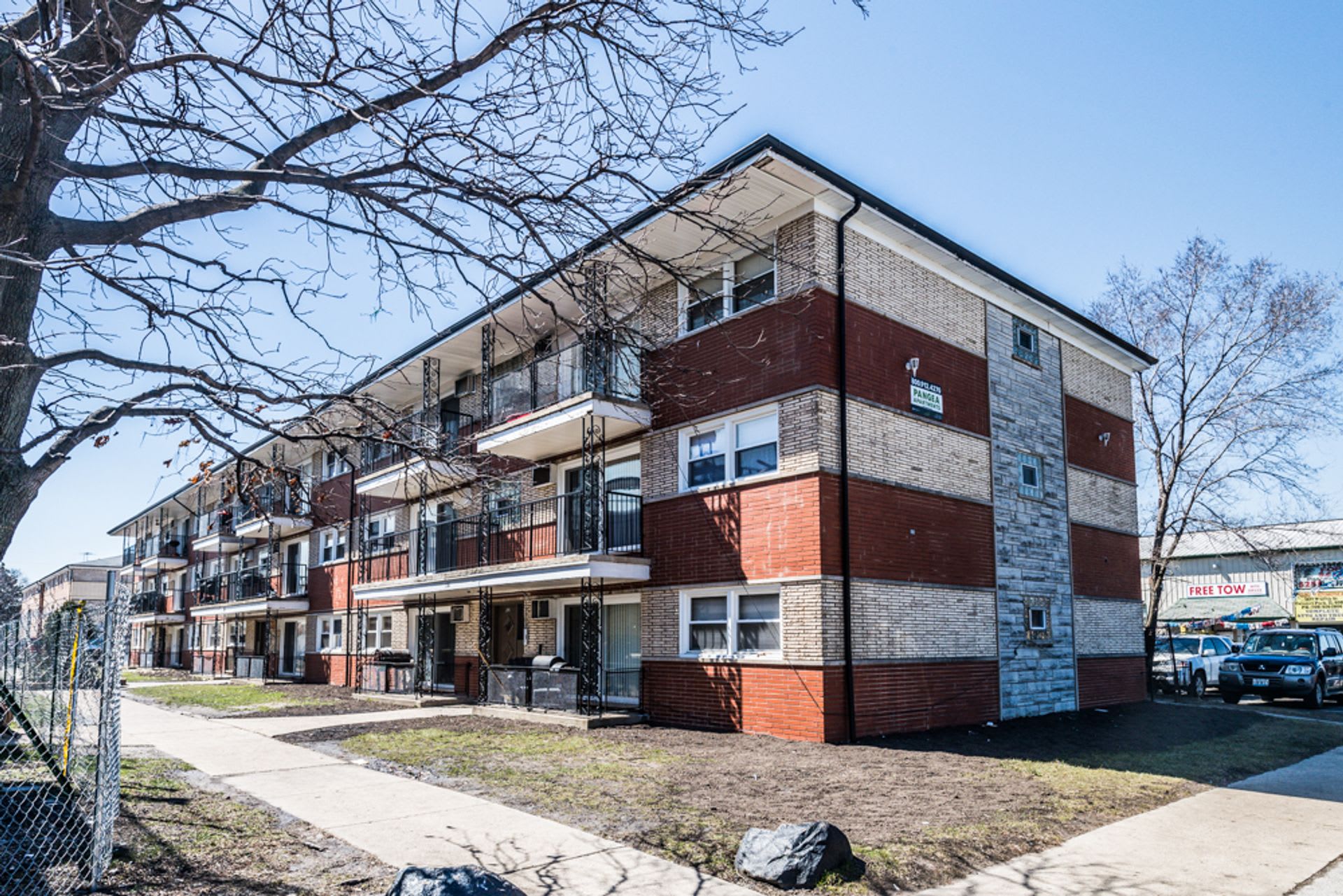 1121 W 127th St – photo 4