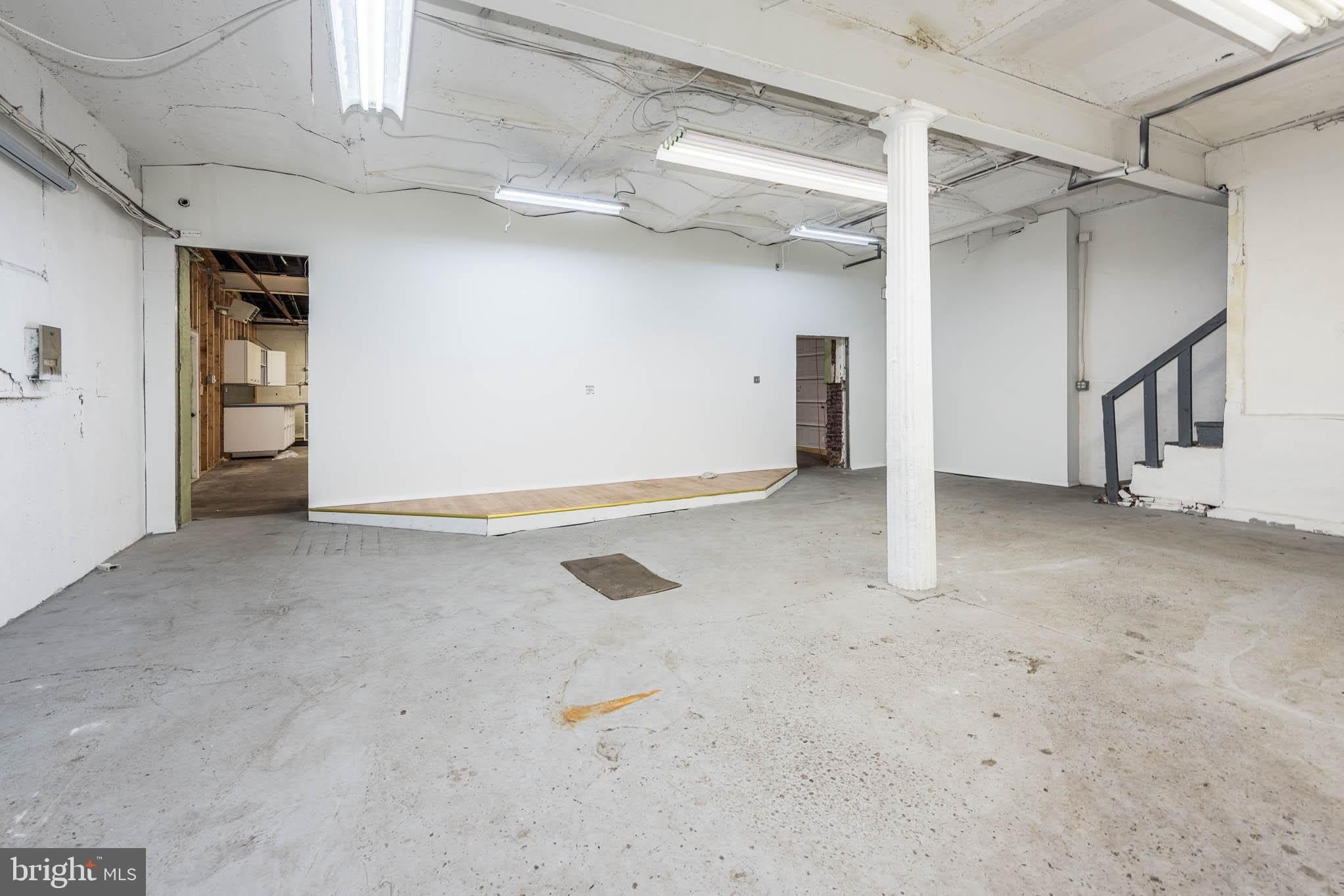 242 S DEAN Street – photo 2