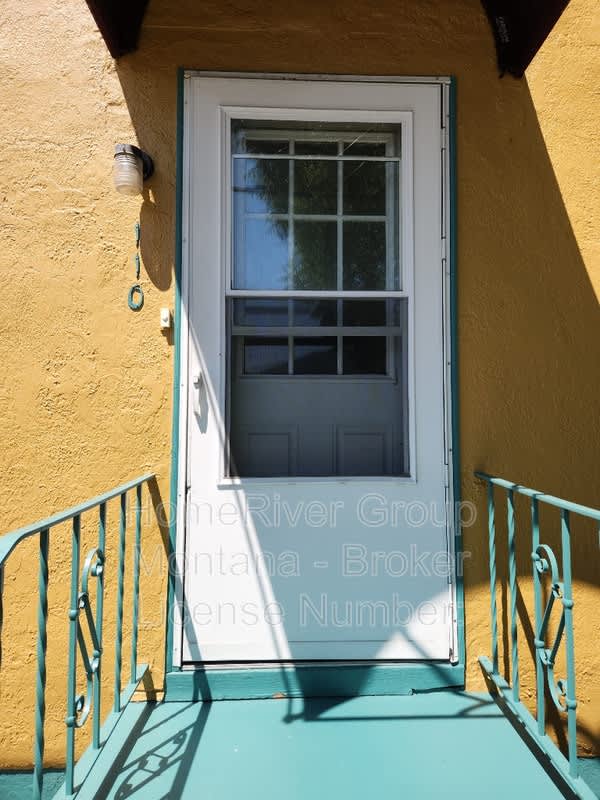 110 South Ave E – photo 2