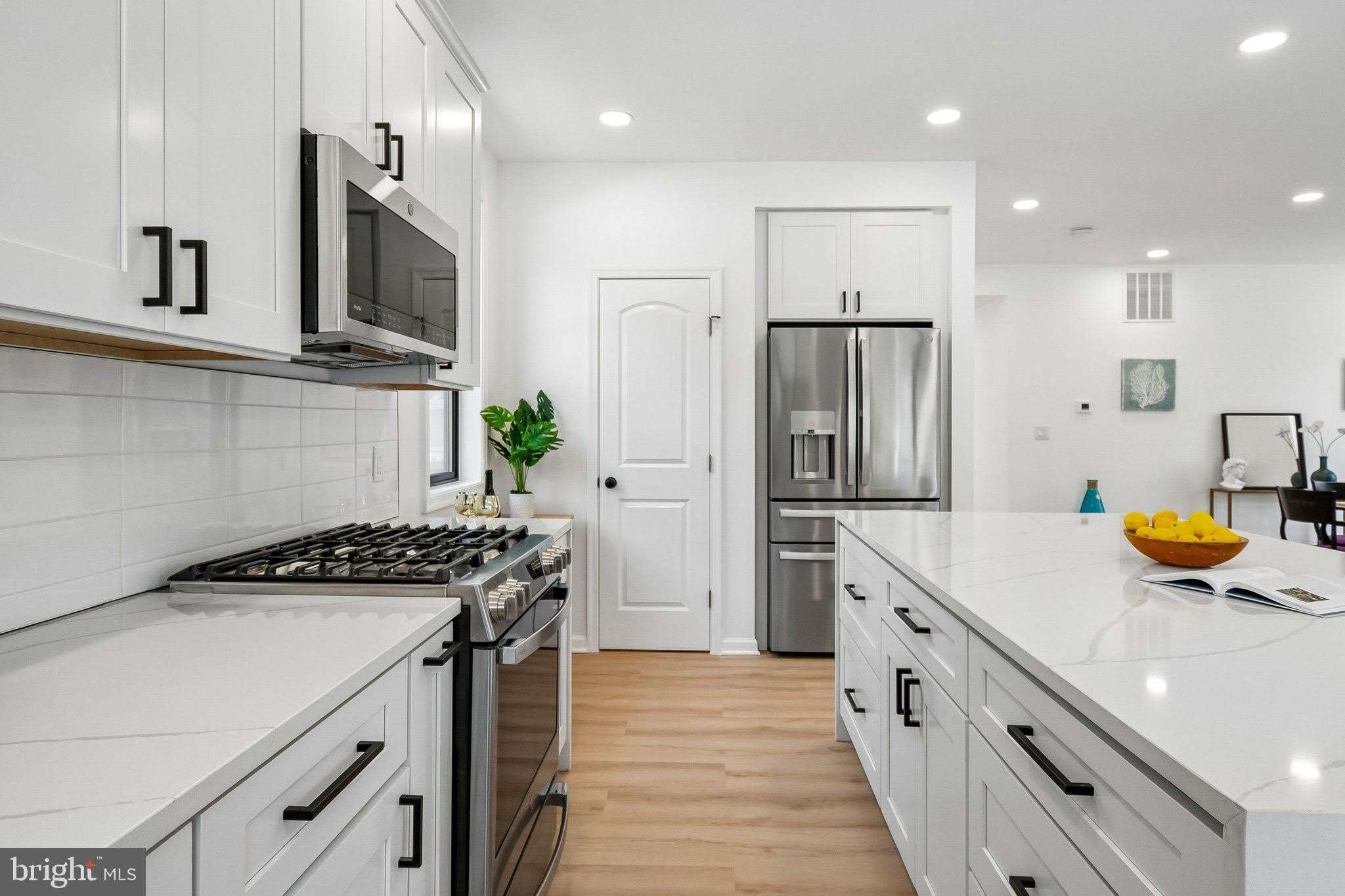 3108 ADAMS Street NE – photo 5
