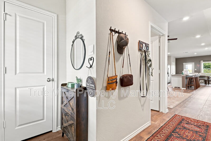 3107 Lindenwood Way – photo 5