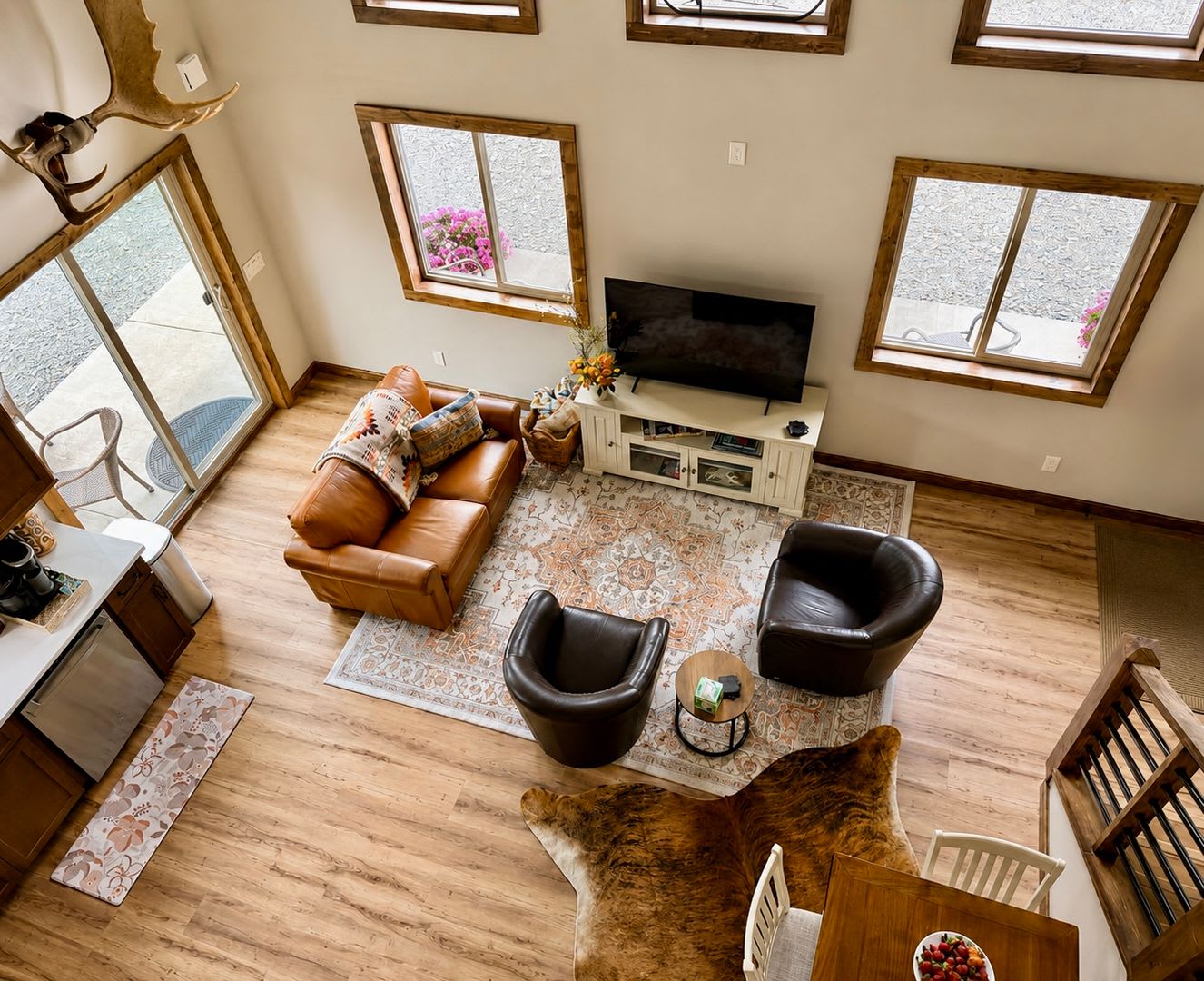 LIKE NEW SEASONAL RENTAL – photo 4