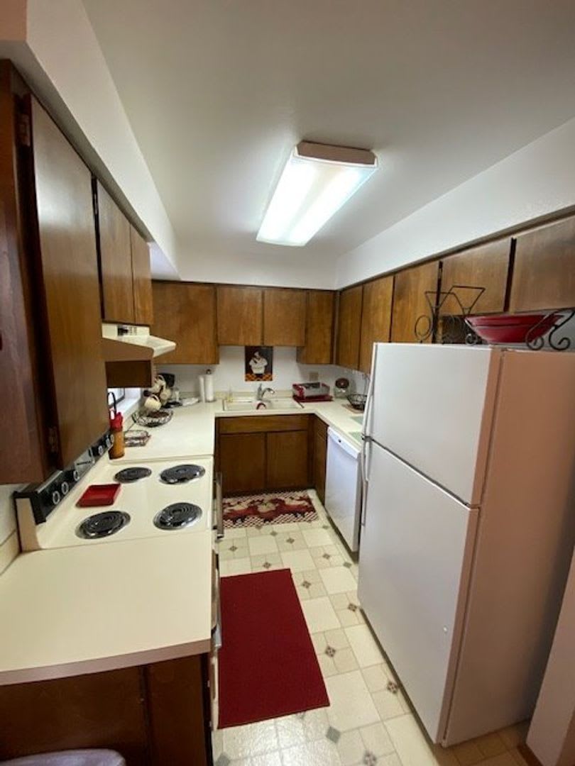 8206 Ridgewood Dr #3 – photo 4