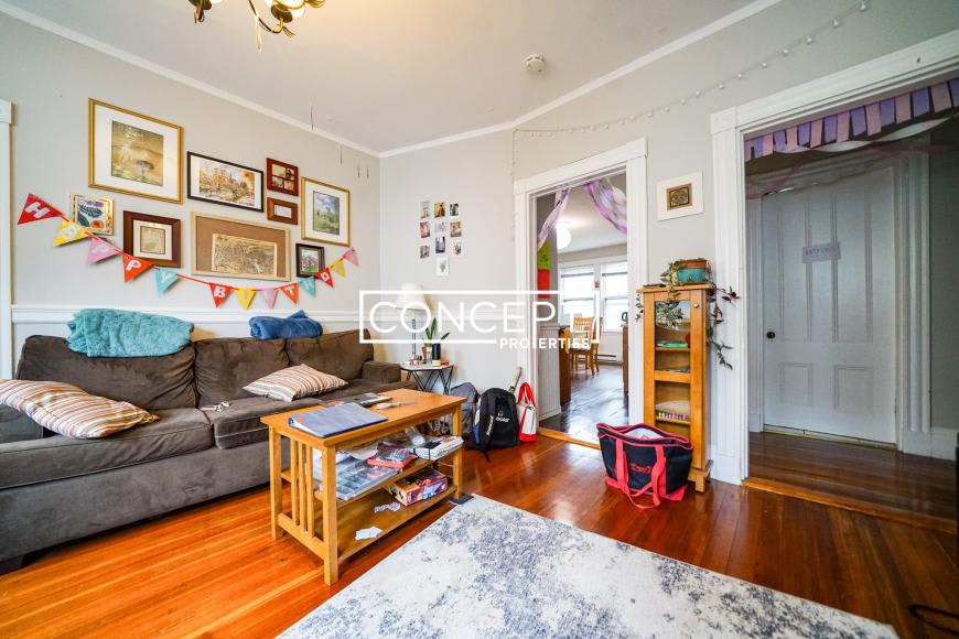 21 Sparks St. – photo 4