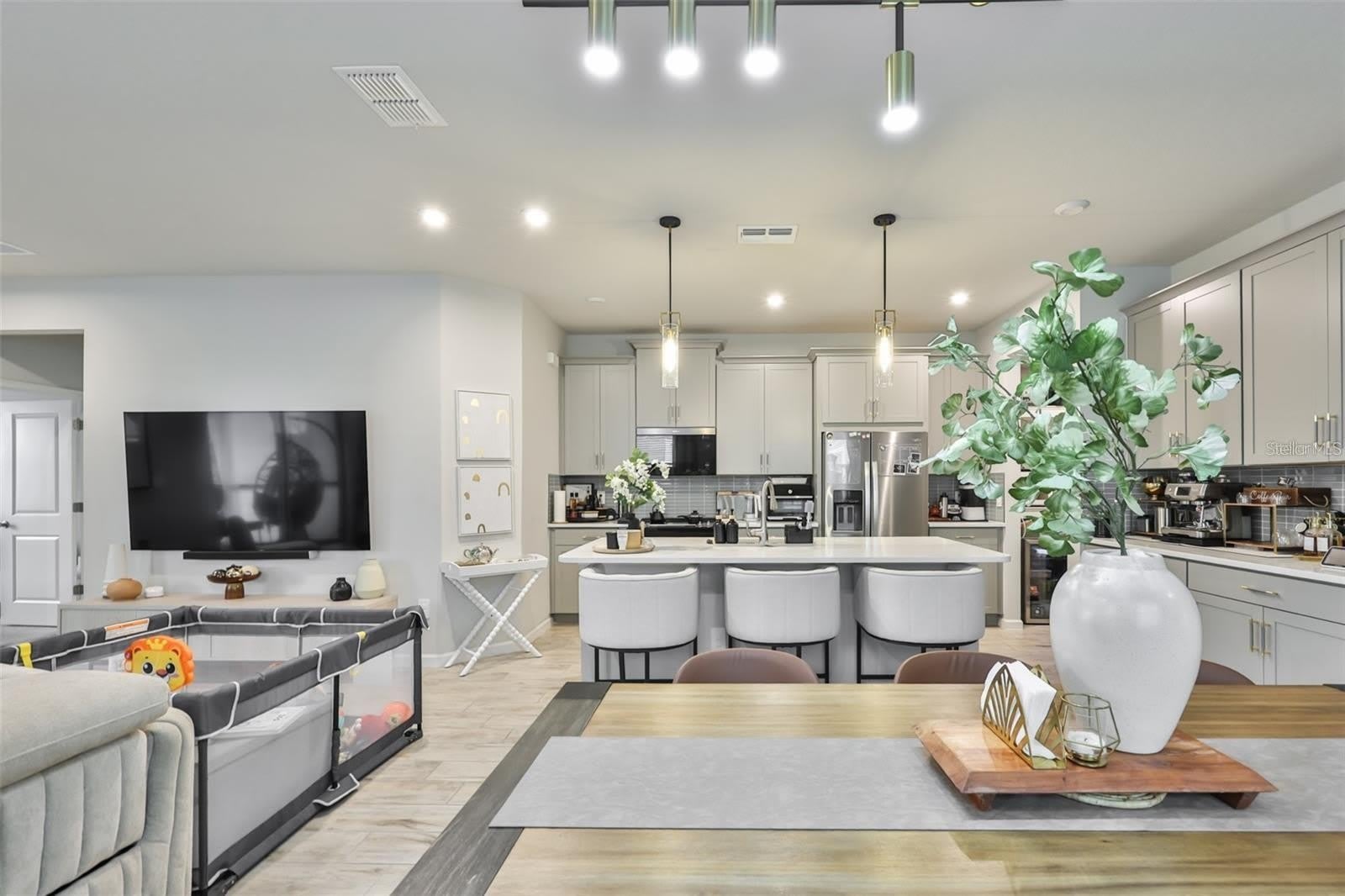 1123 CREEK VALLEY Court – photo 5