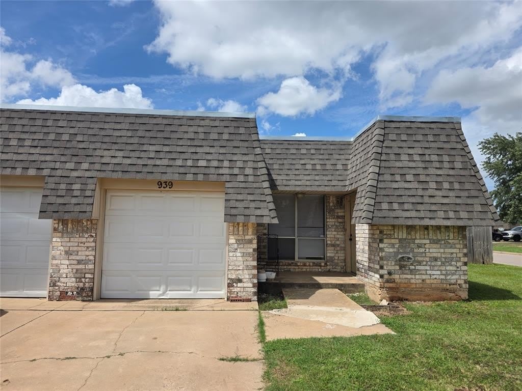 939 SW 98th Street – photo 1