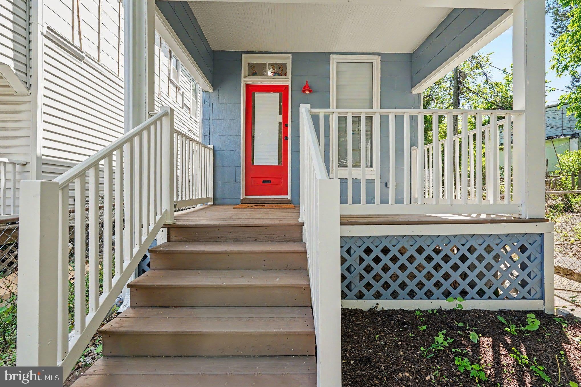 3033 Barclay Street – photo 3