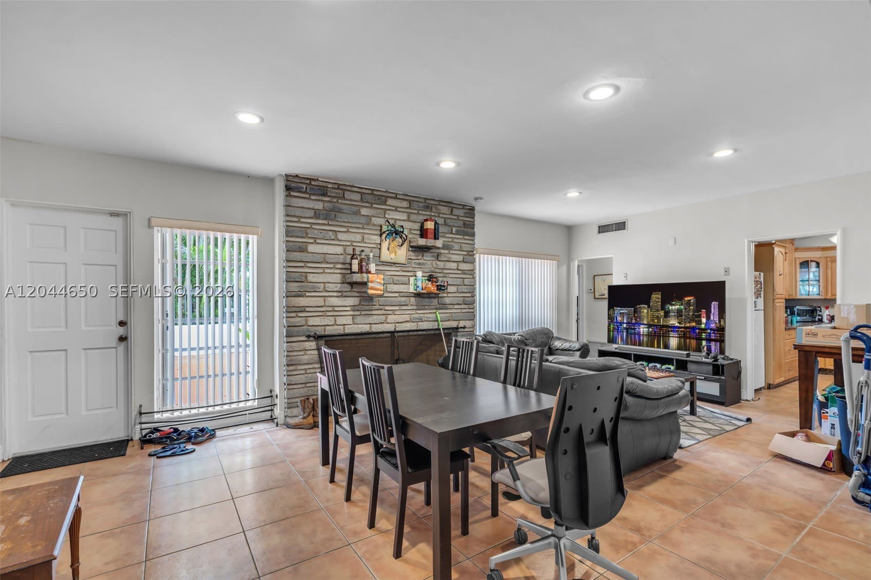1439 Miller Rd – photo 2