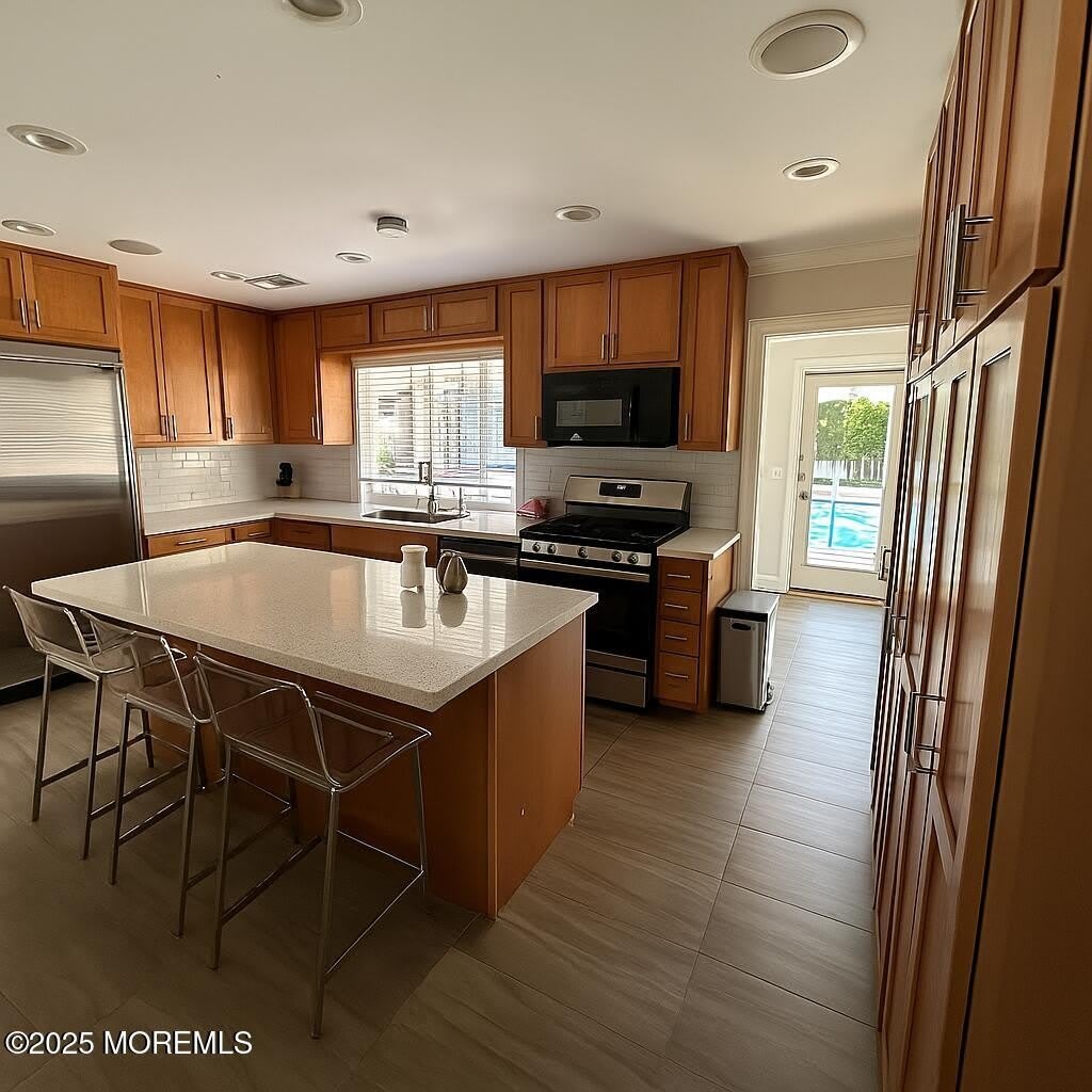 330 Highland Avenue – photo 4