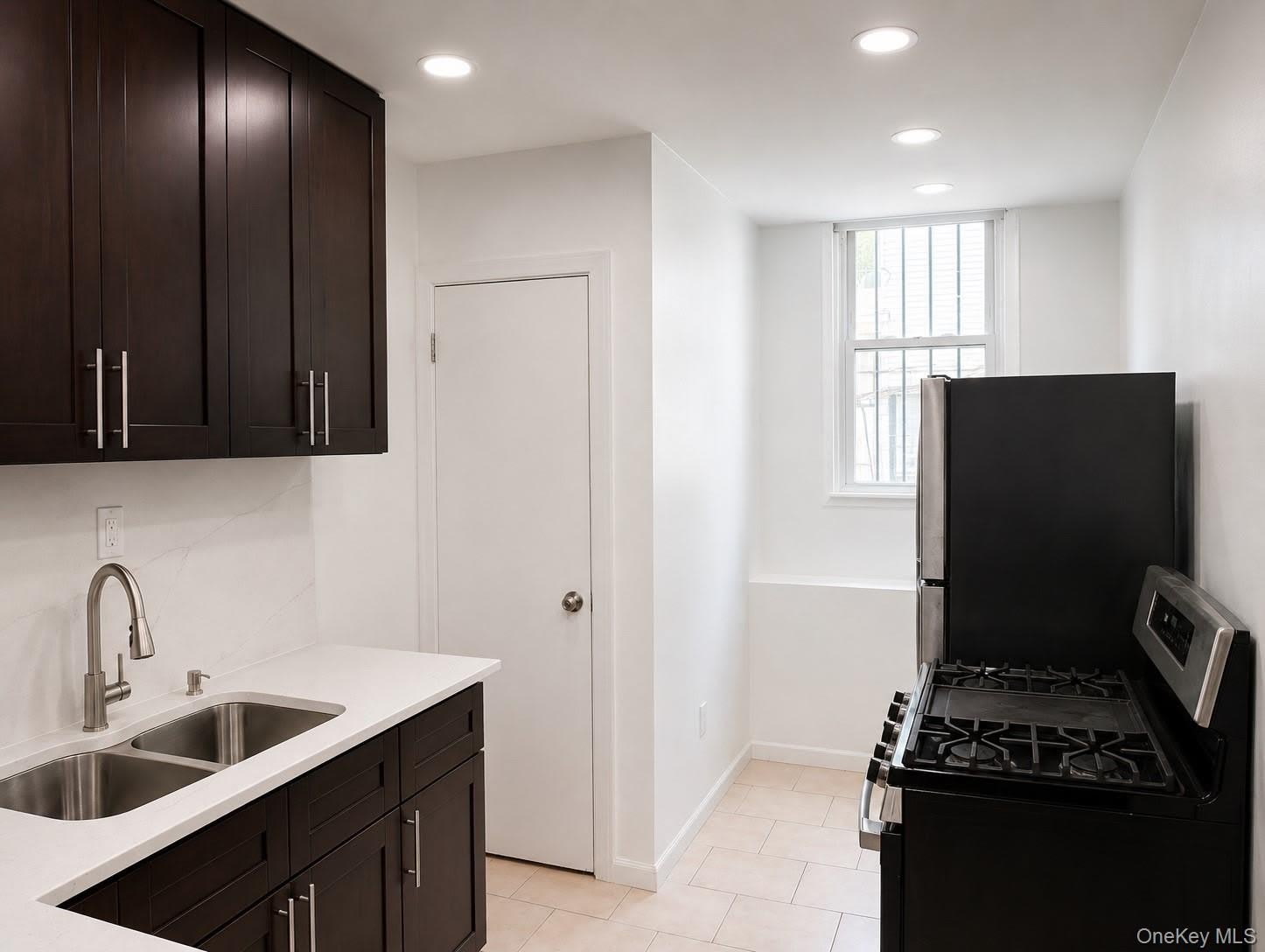 98-42 212th Street – photo 5