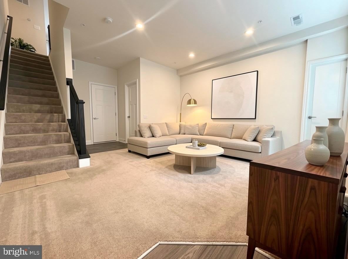 6704 BALLENGER RUN Boulevard – photo 2